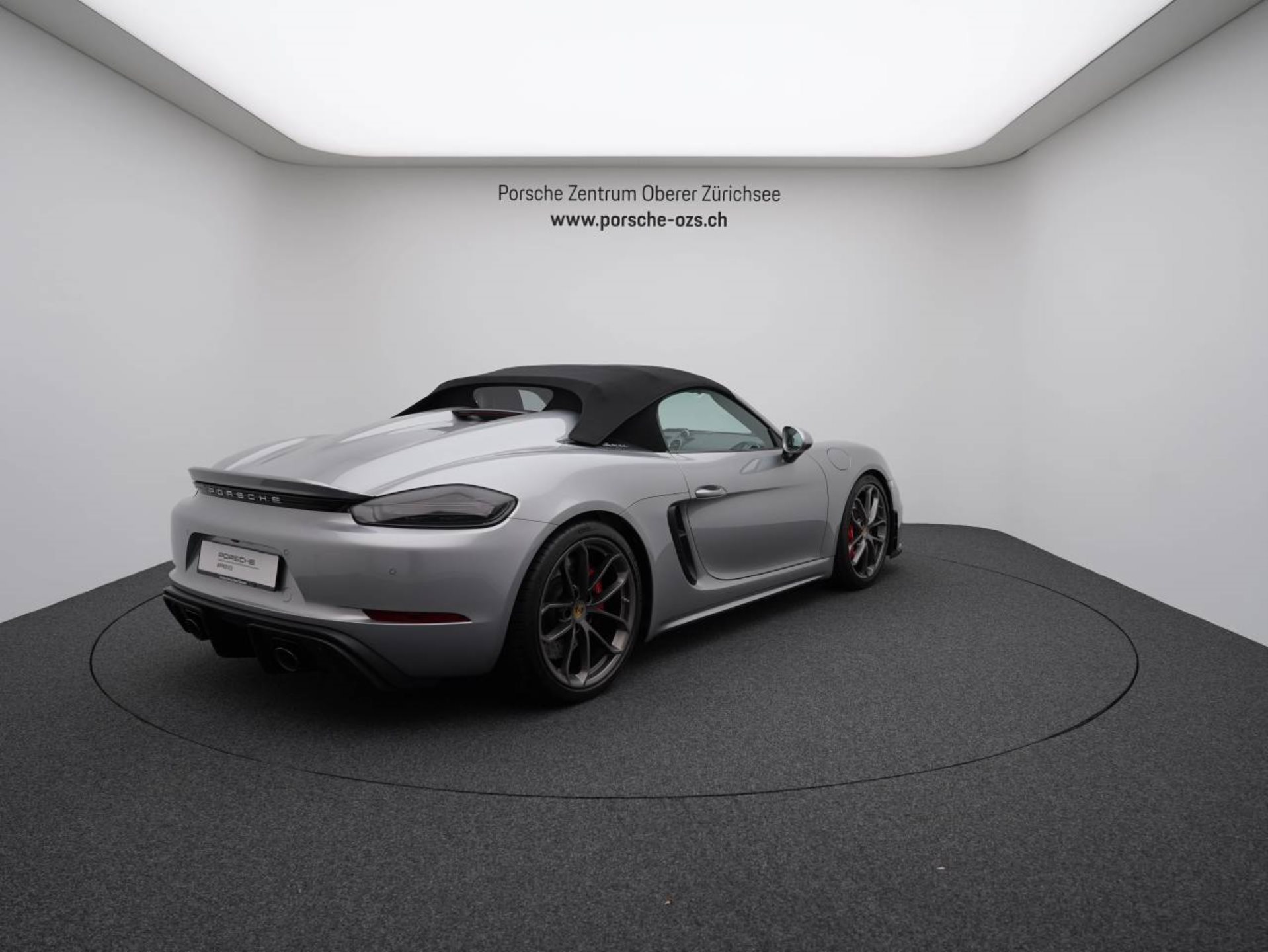 PORSCHE 718 Spyder-image-6