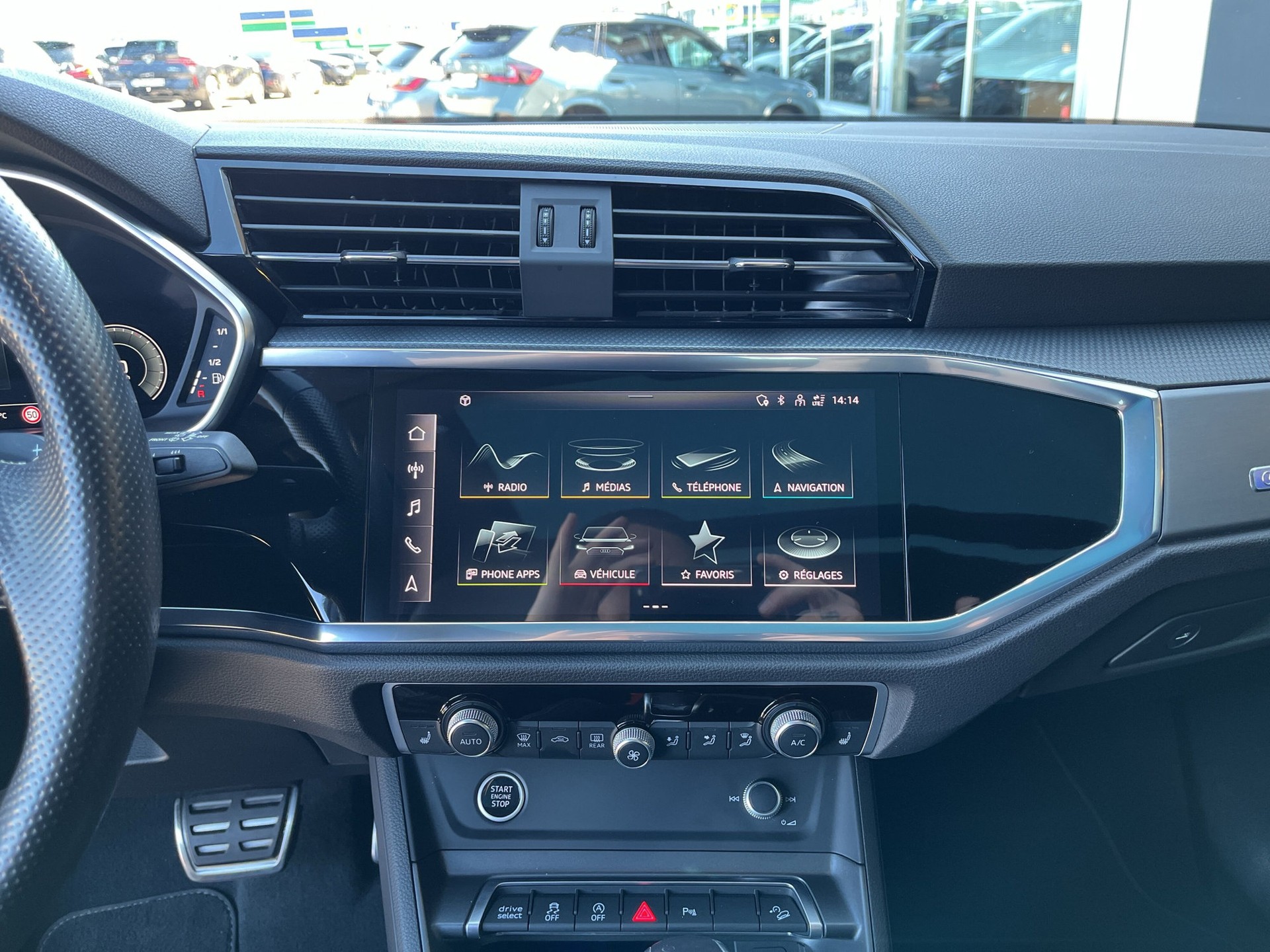 AUDI Q3 35 TFSI S line Attraction S-tronic-image-10