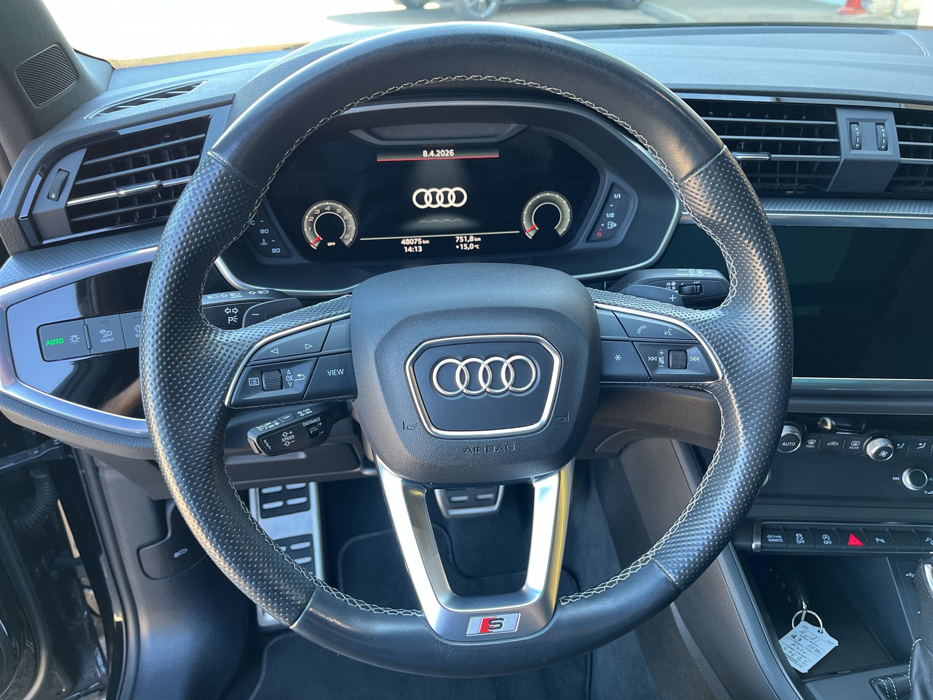 AUDI Q3 35 TFSI S line Attraction S-tronic-image-11