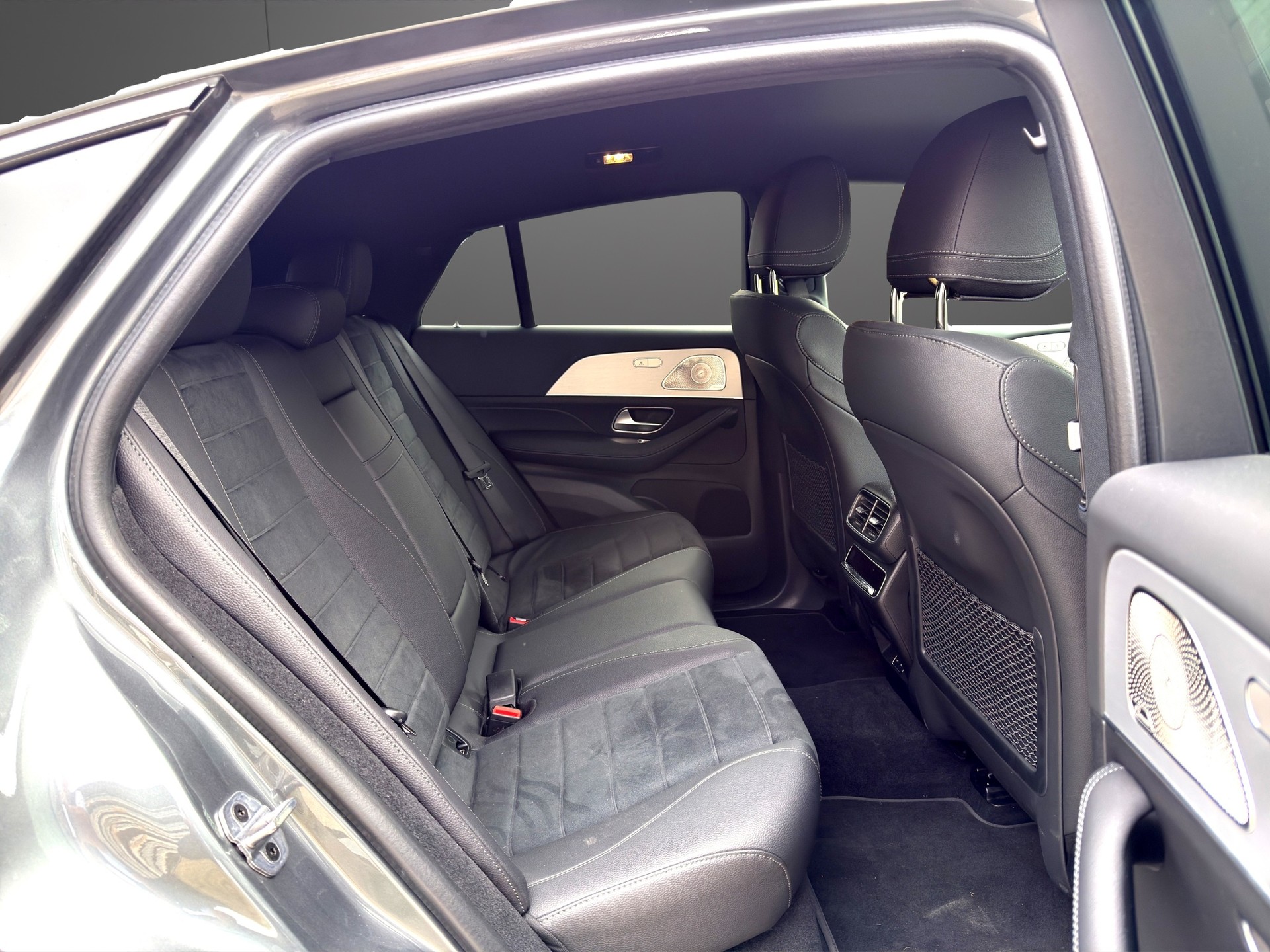 MERCEDES-BENZ GLE Coupé 300d AMG Line * Facelift *-image-13