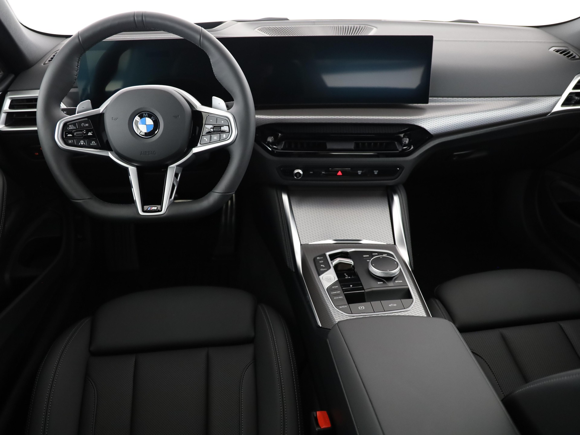 BMW 430i xDrive Cabrio-image-15