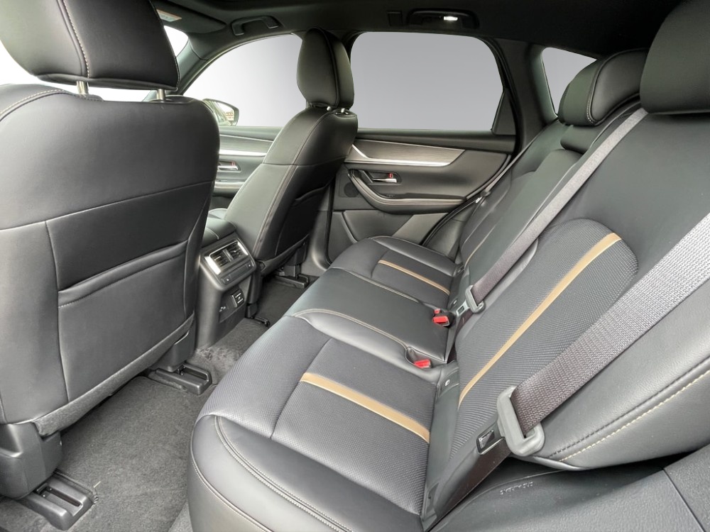 MAZDA CX-60 e-Skyactiv PHEV 327 AWD Homura Plus-image-8