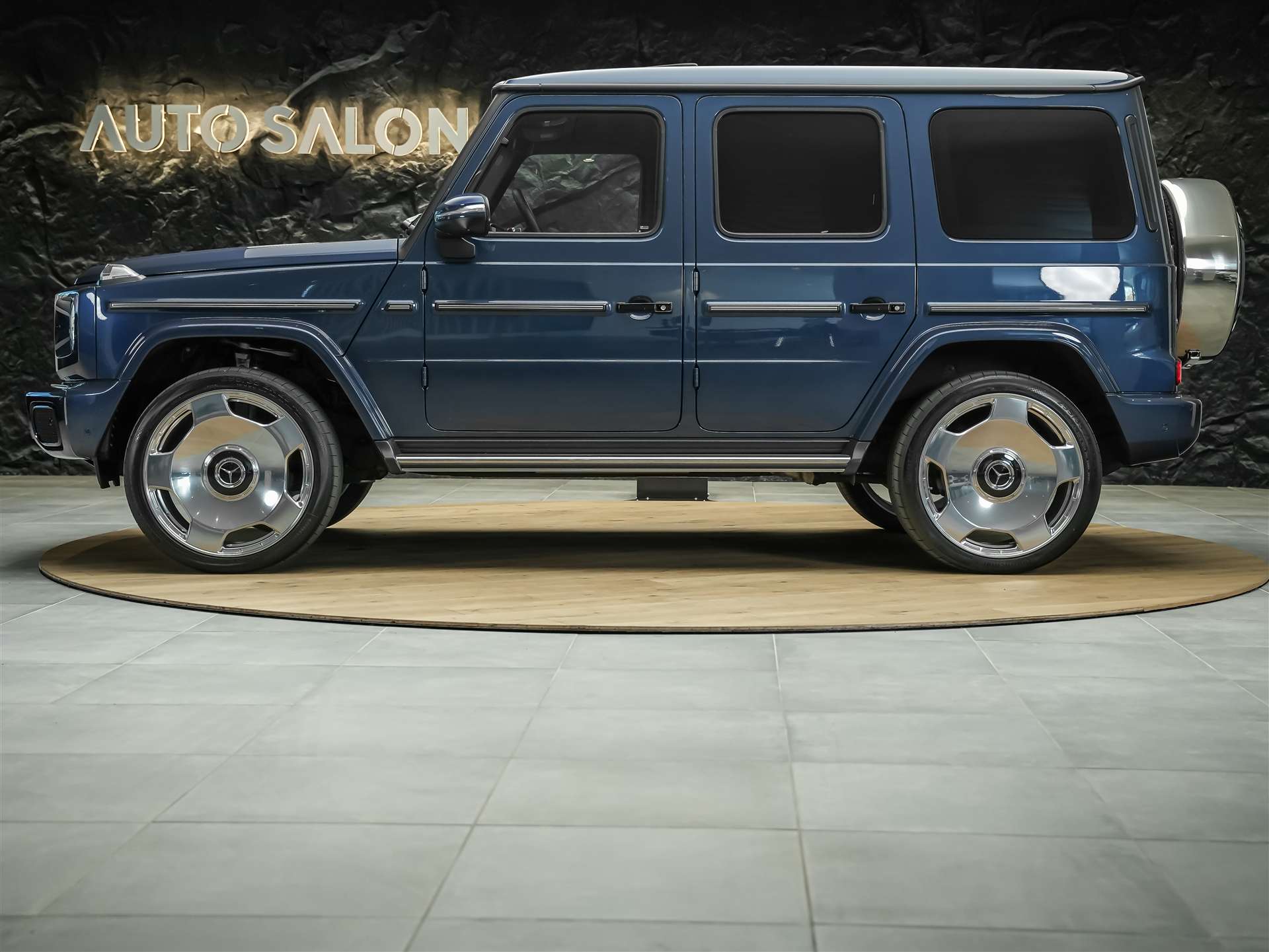 MERCEDES-BENZ G 450d 9G-Tronic *23" Felgen*Panorama*Exclusive Line* Standheizung*-showroom-element-1