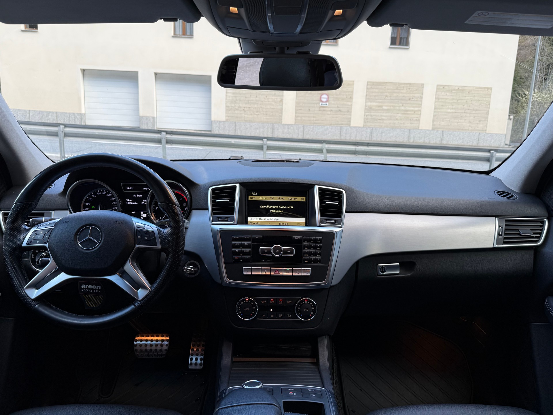 MERCEDES-BENZ ML 350 BlueTEC 4Matic 7G-Tronic-image-9