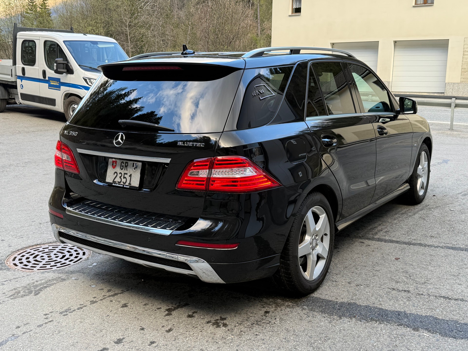 MERCEDES-BENZ ML 350 BlueTEC 4Matic 7G-Tronic-image-4