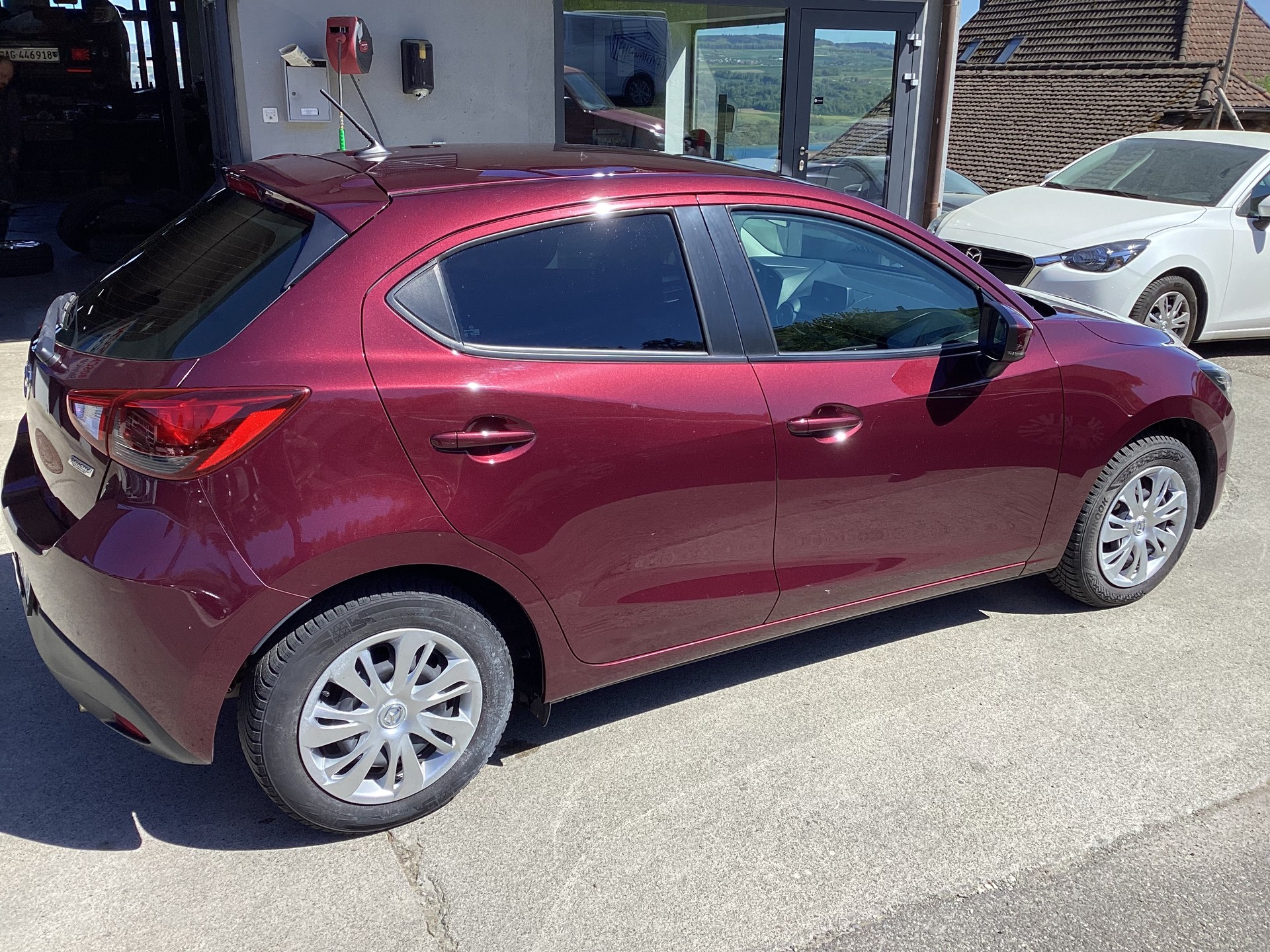 MAZDA 2 SKYACTIV-G 90 Ambition-image-2