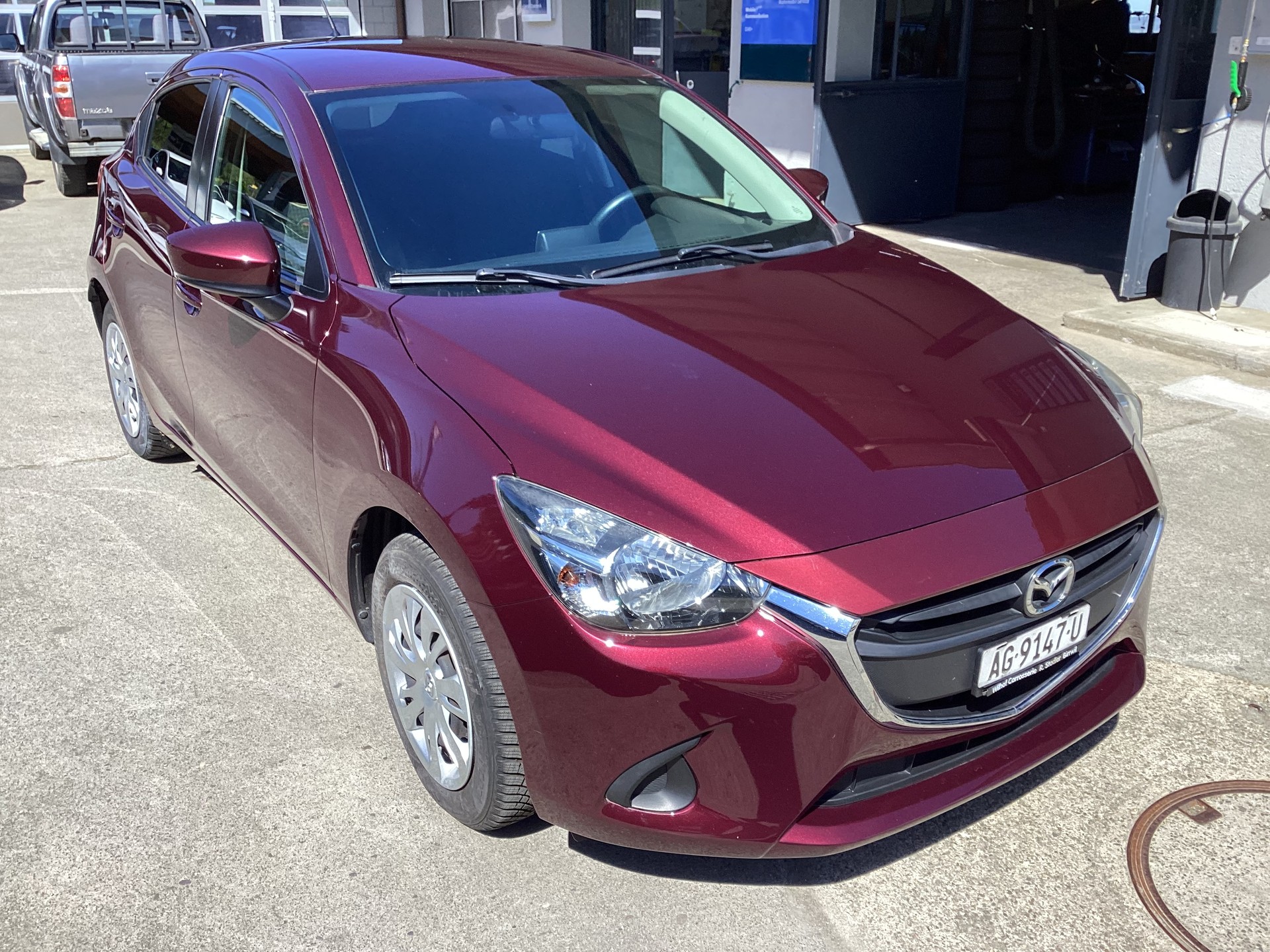 MAZDA 2 SKYACTIV-G 90 Ambition-image-1