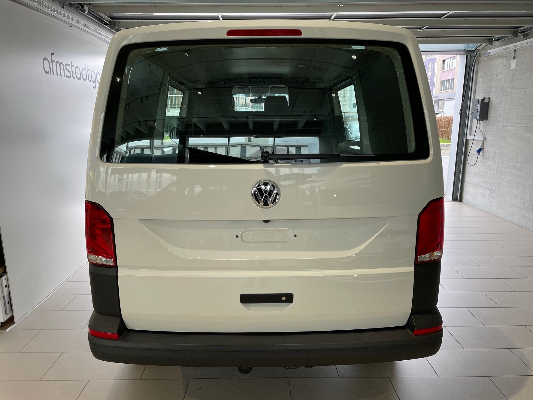 VW T6.1 2.0 TDI-image-2