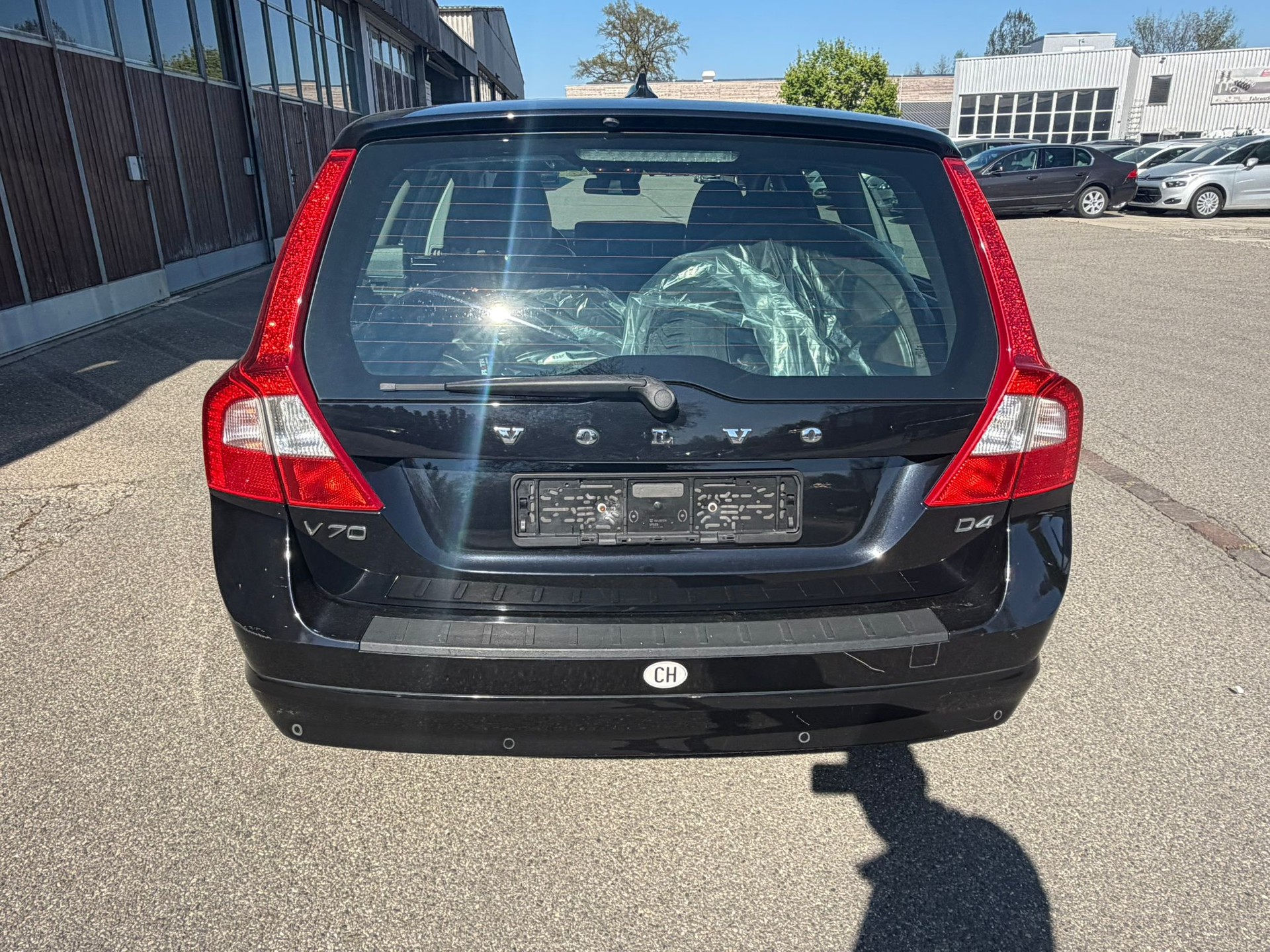 VOLVO V70 D4 AWD Summum Geartronic-image-2