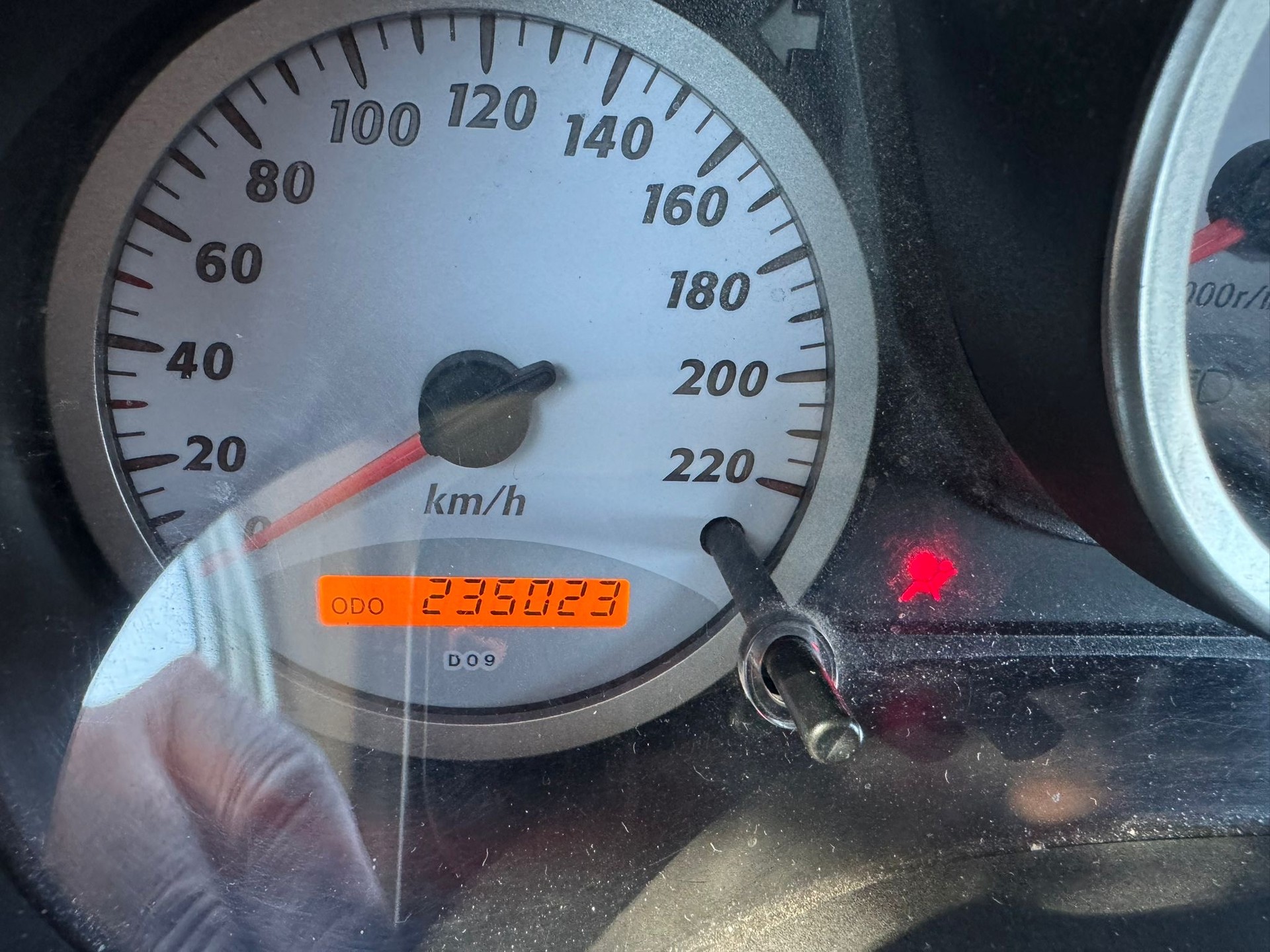 TOYOTA RAV-4 2.0 16V Mountain-image-10