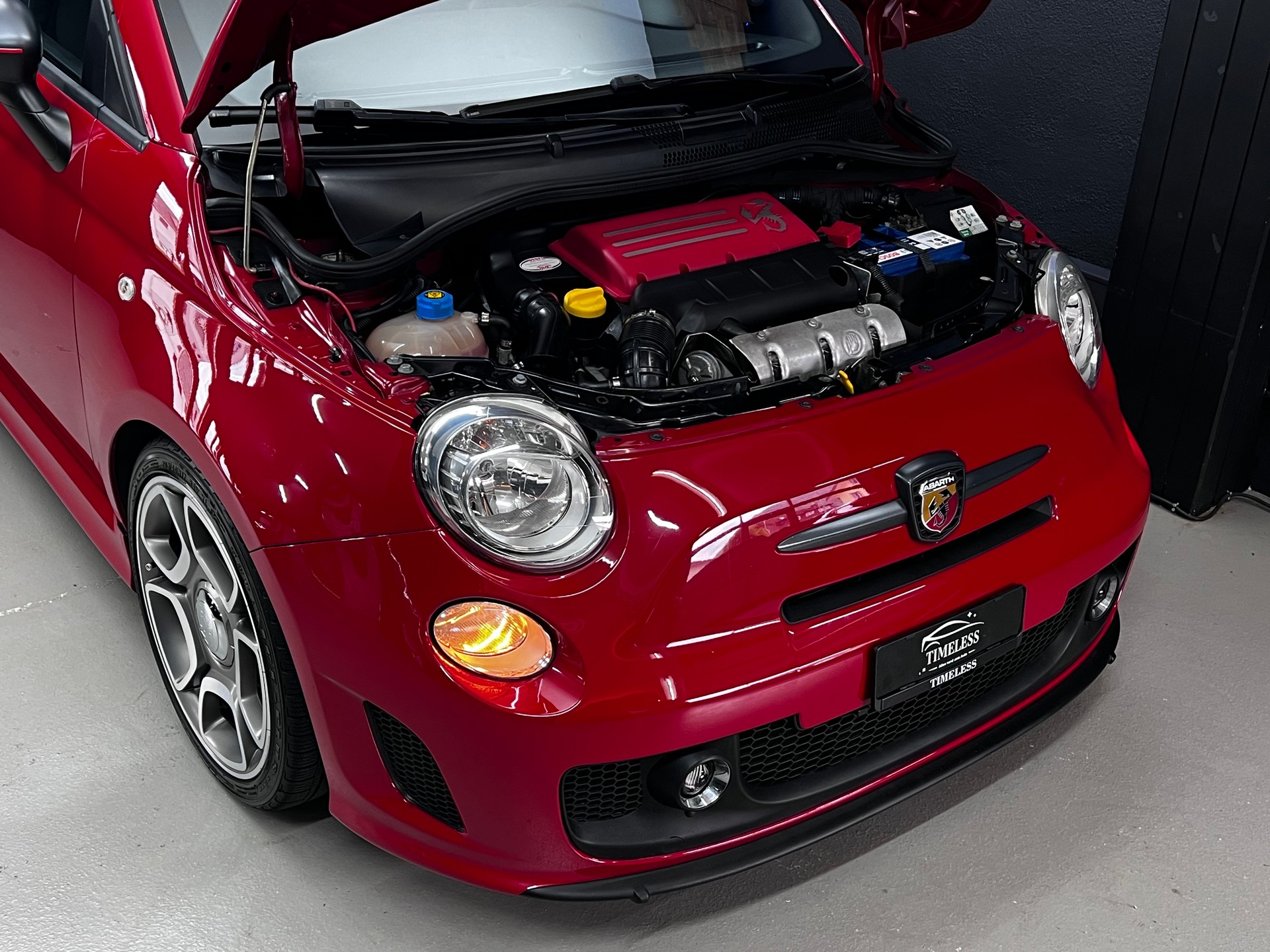 FIAT 500 1.4 16V Turbo Abarth-image-2