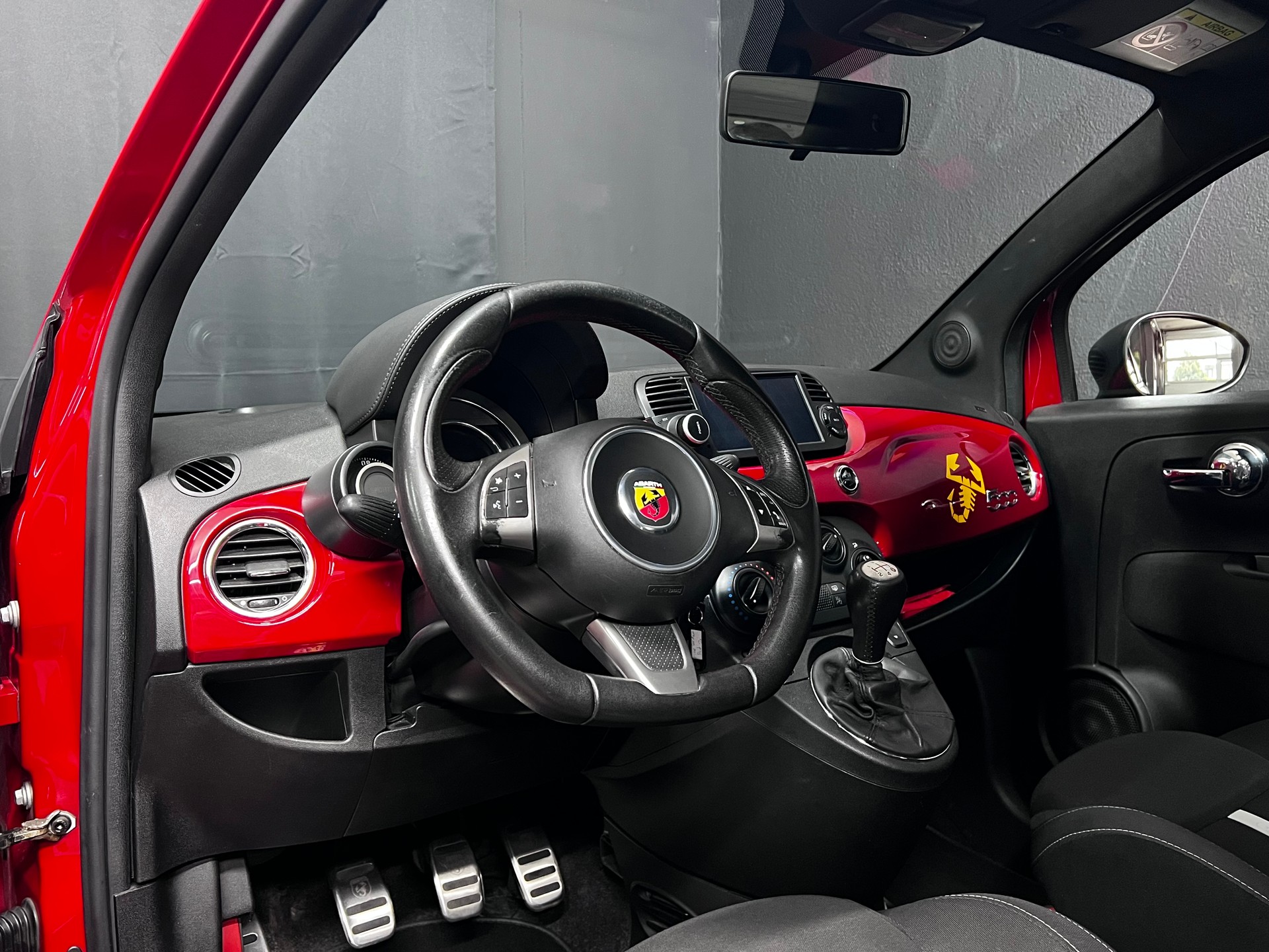 FIAT 500 1.4 16V Turbo Abarth-image-9