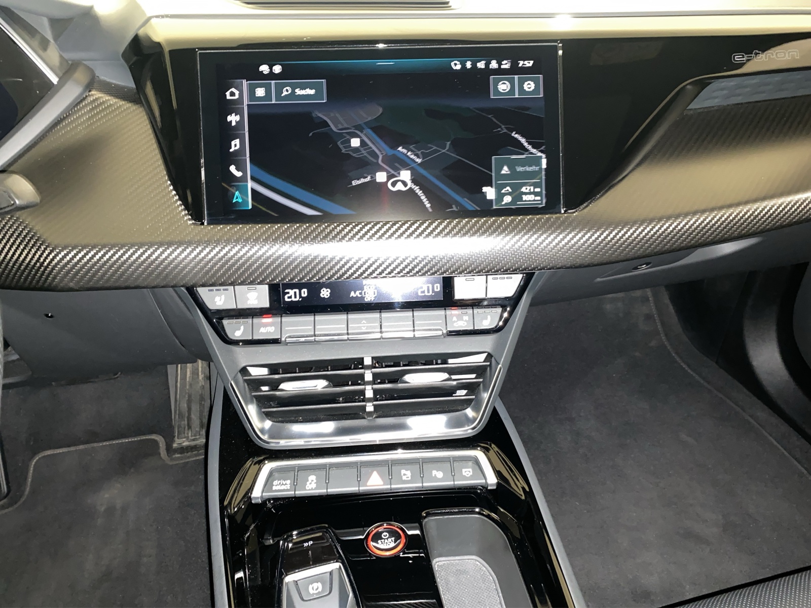 AUDI e-tron GT quattro-image-11