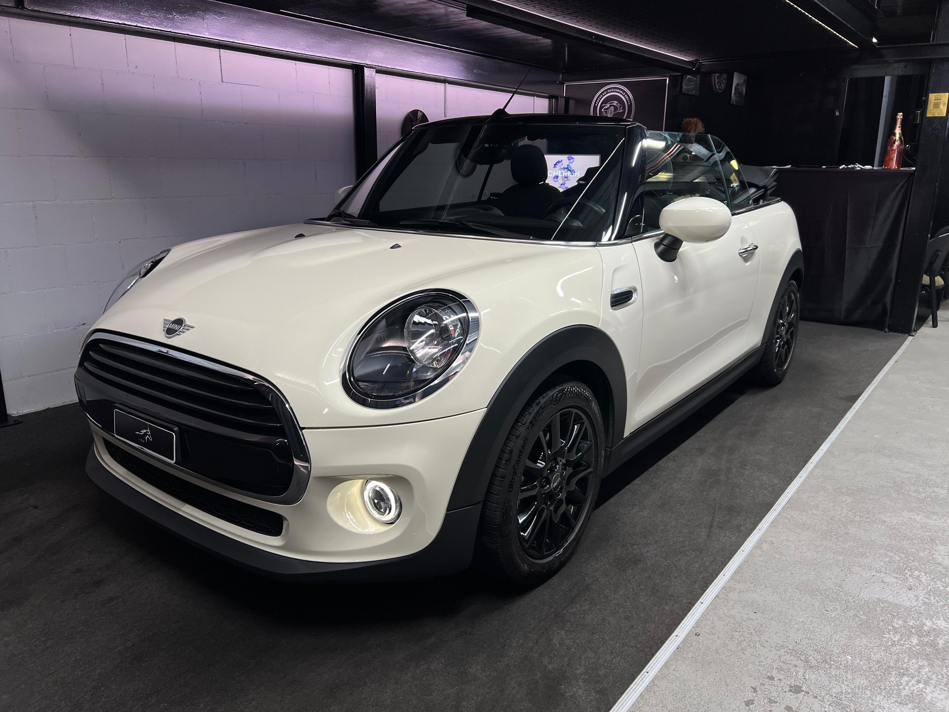 MINI Cooper Brighton Cabriolet-image-1