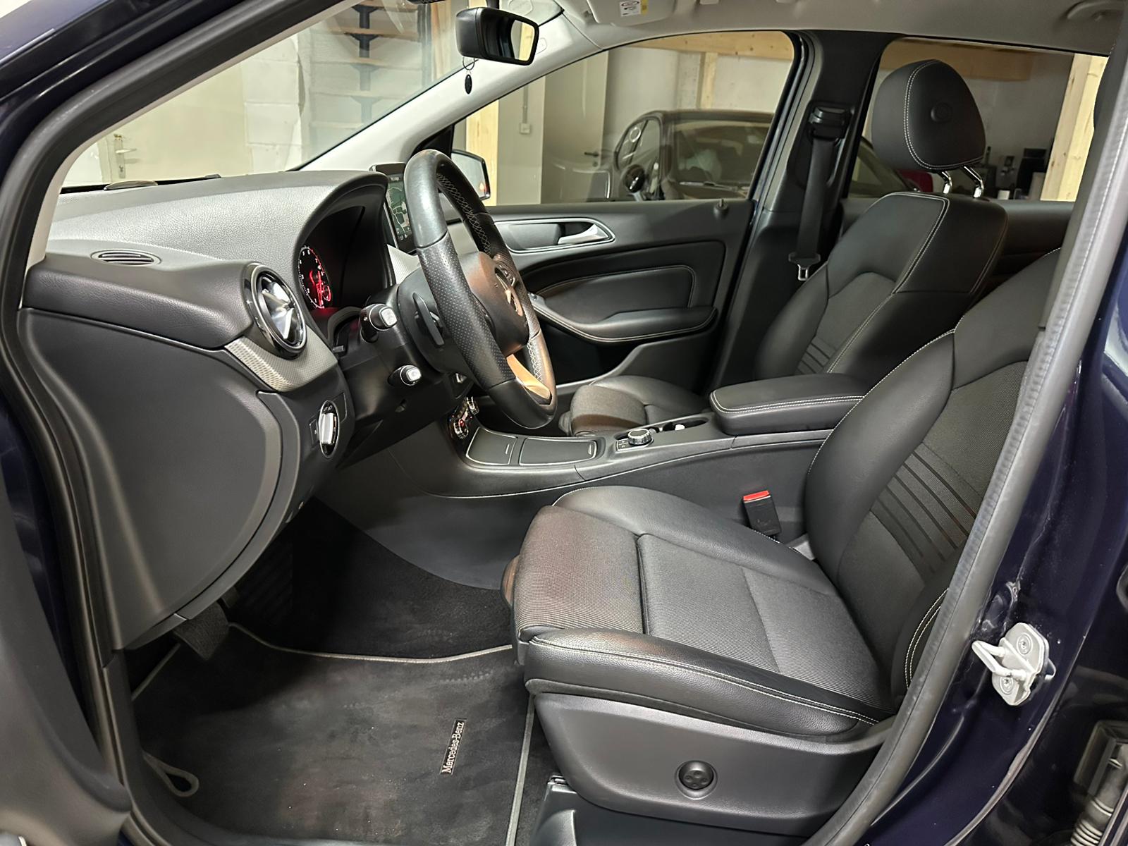 MERCEDES-BENZ B 220 4Matic 7G-DCT-image-11