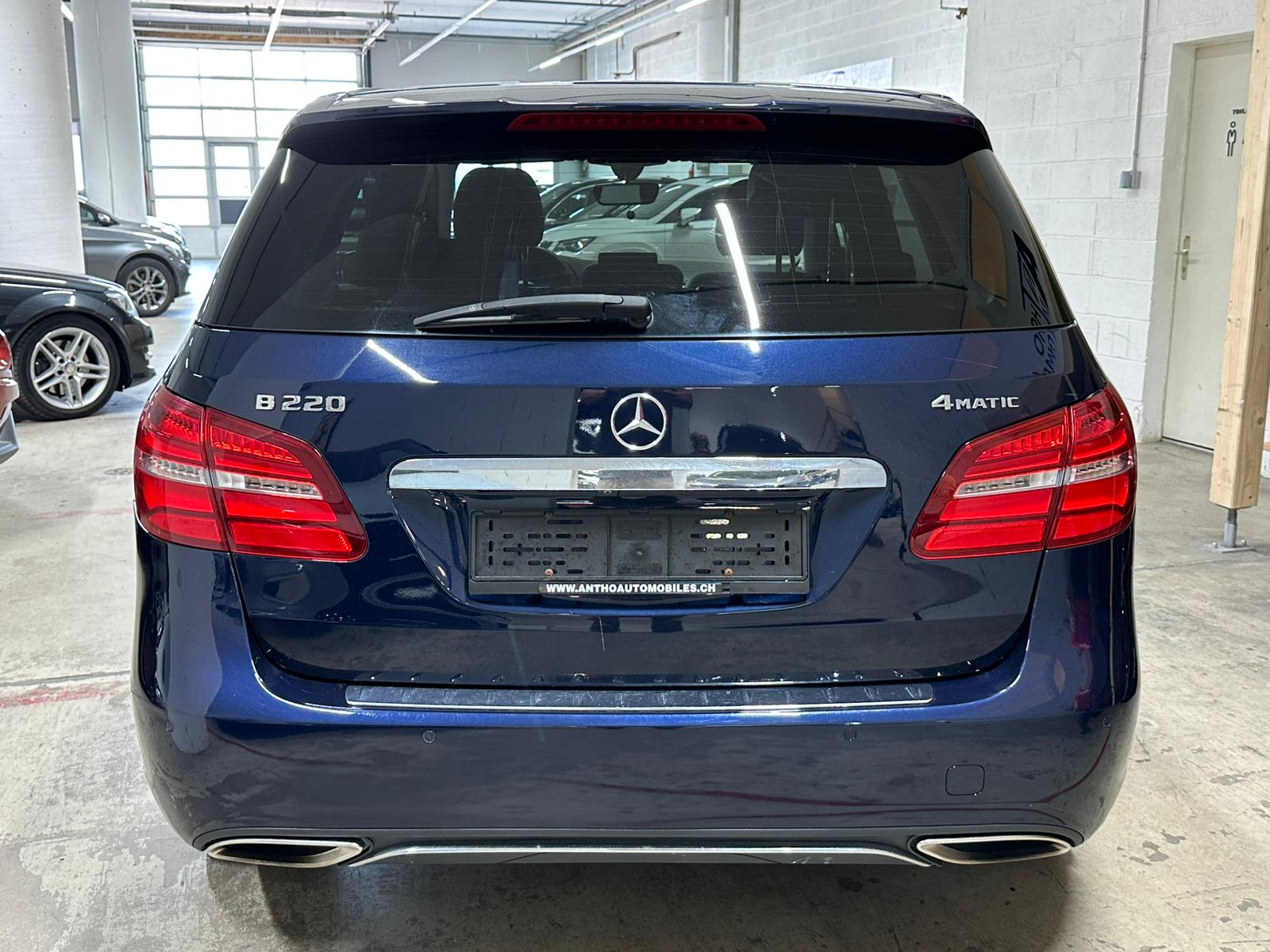 MERCEDES-BENZ B 220 4Matic 7G-DCT-image-5