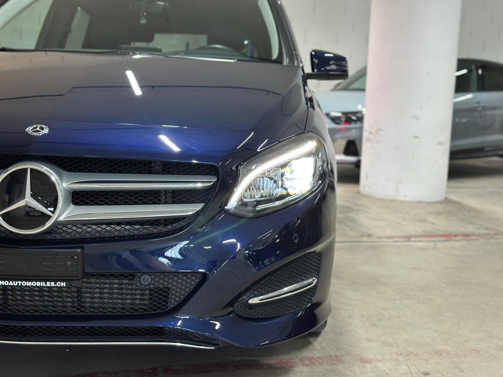 MERCEDES-BENZ B 220 4Matic 7G-DCT-image-6