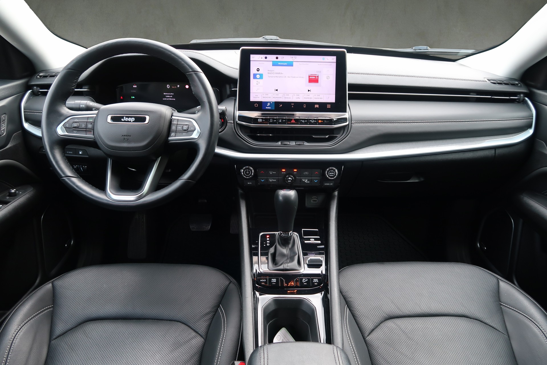 JEEP Compass 1.3 T PHEV S AWD-image-11