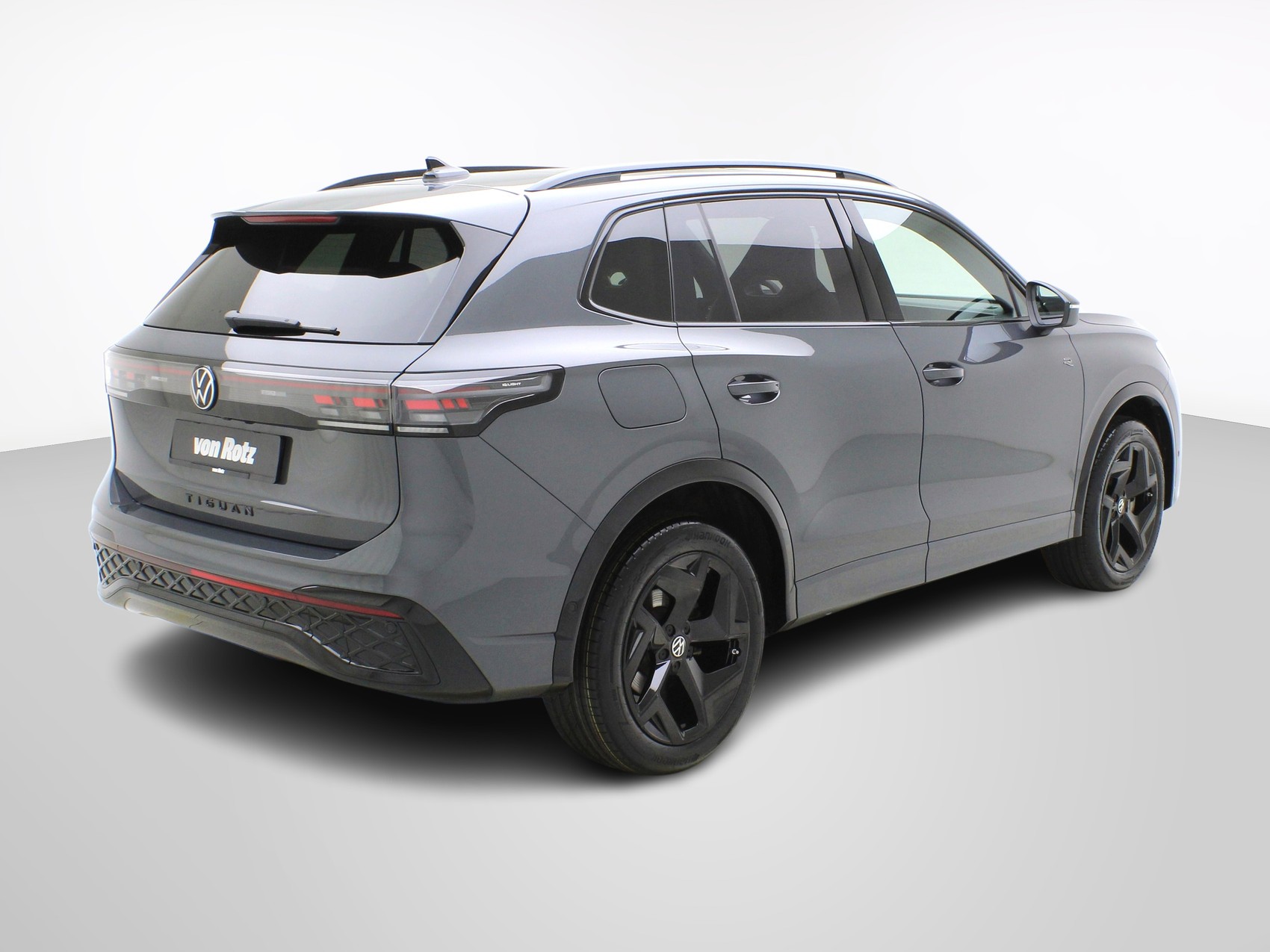 VW Tiguan 2.0 TDI DSG R-Line Black Style 4Motion (2025)-image-3