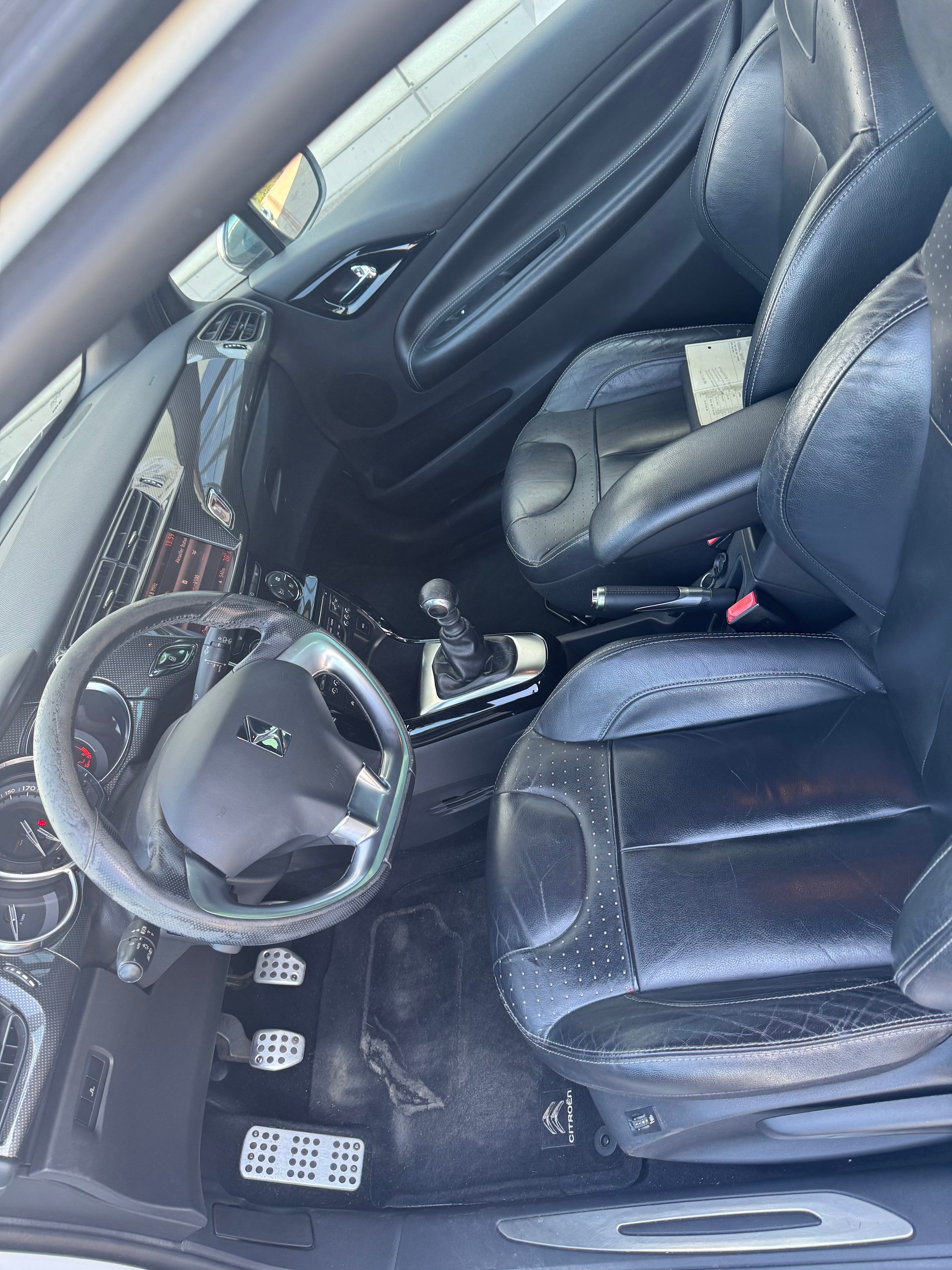 DS AUTOMOBILES DS3 1.6 THP Sport Chic-image-5