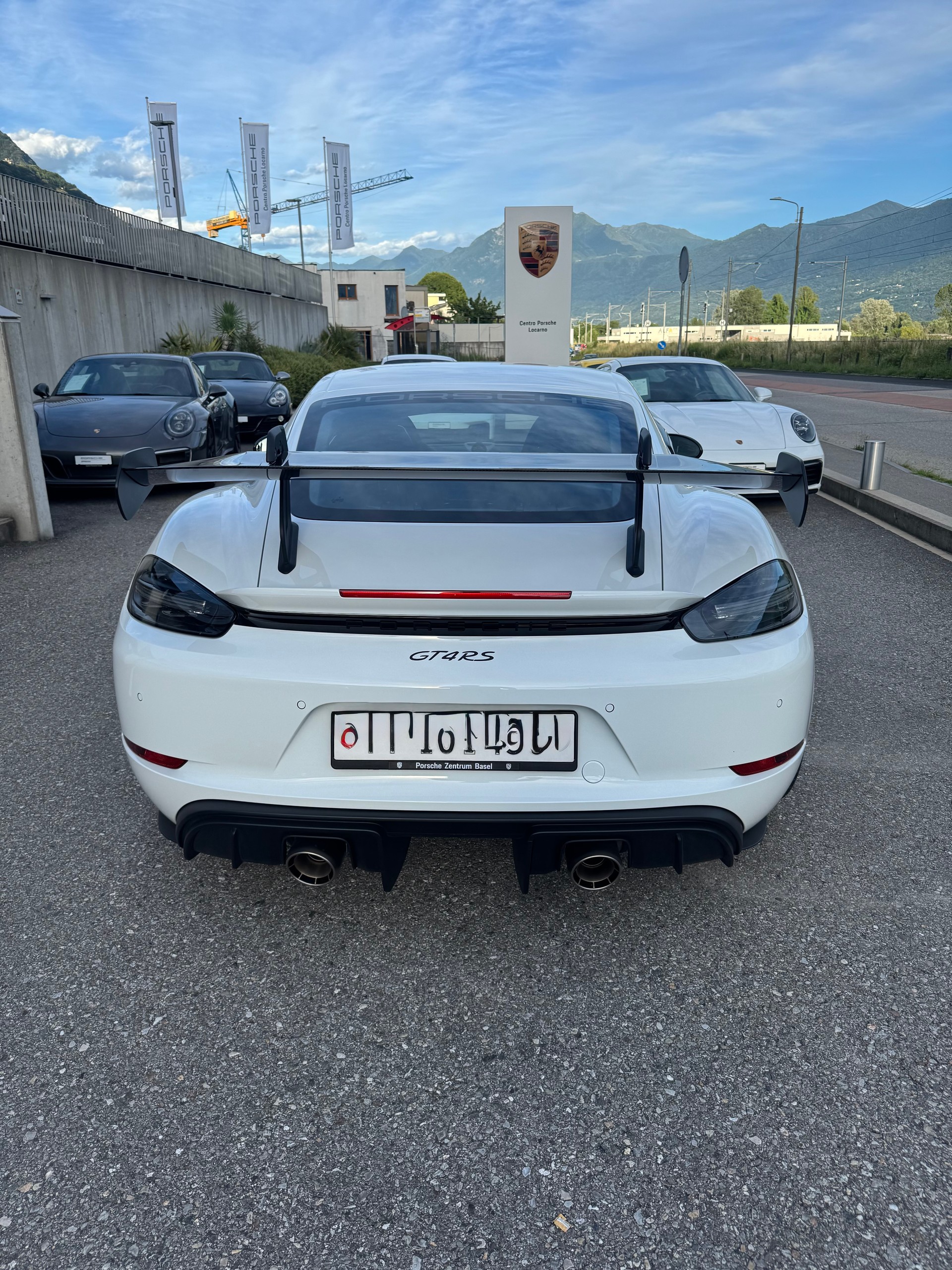 PORSCHE 718 Cayman GT4 RS PDK Weissach (MY25)-image-5