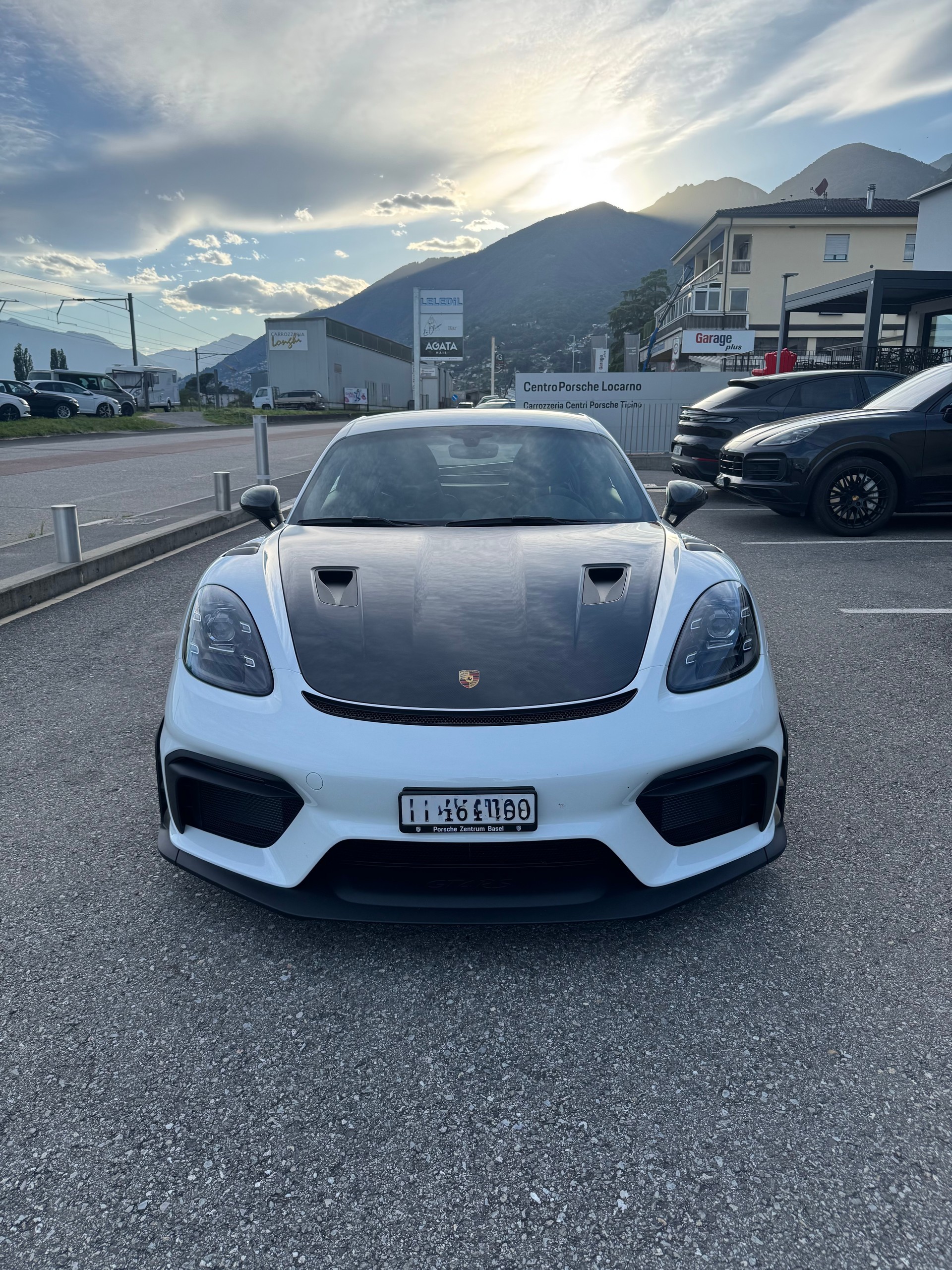PORSCHE 718 Cayman GT4 RS PDK Weissach (MY25)-image-2