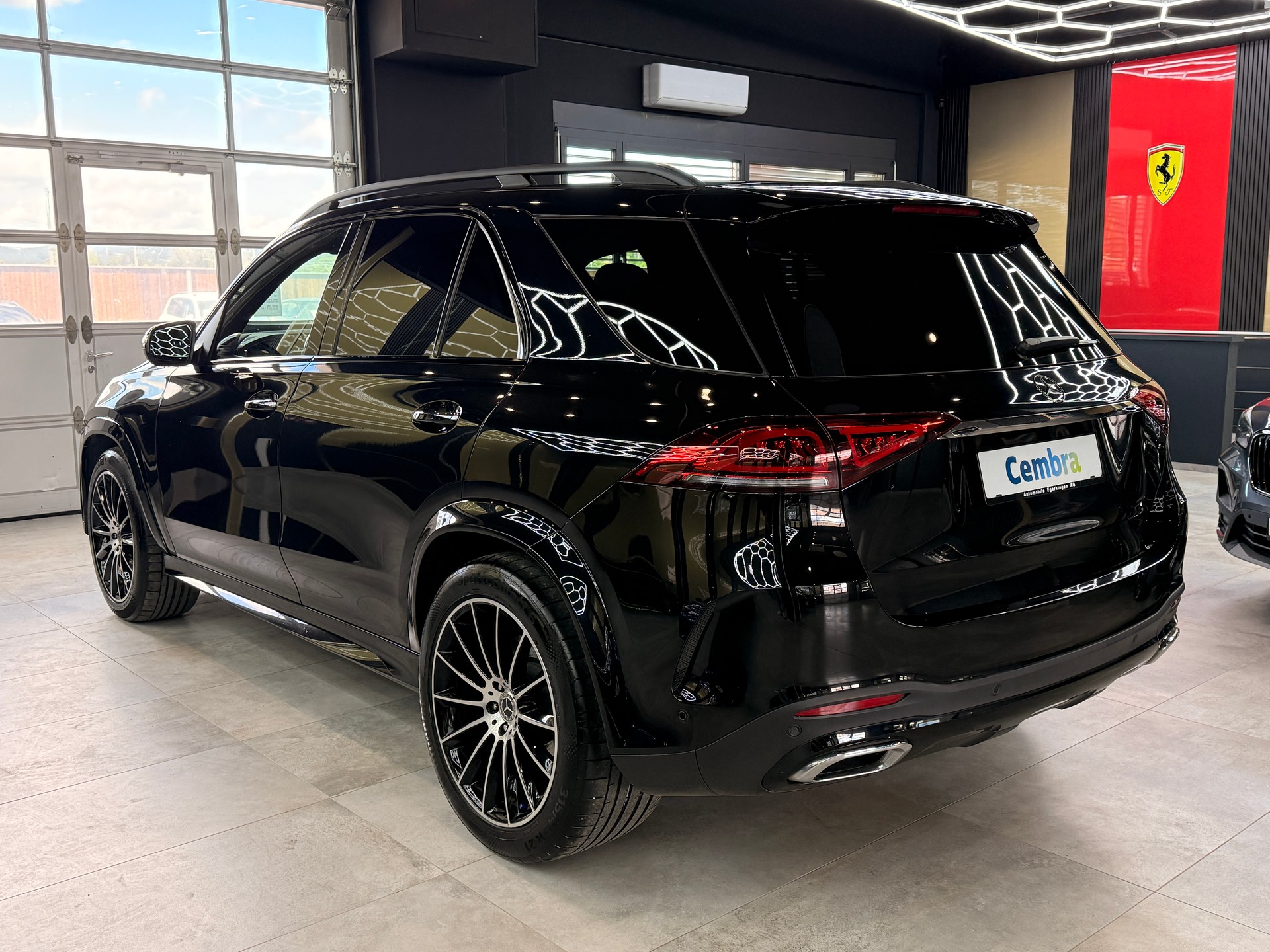 MERCEDES-BENZ GLE 350 d AMG Line 4matic-image-6