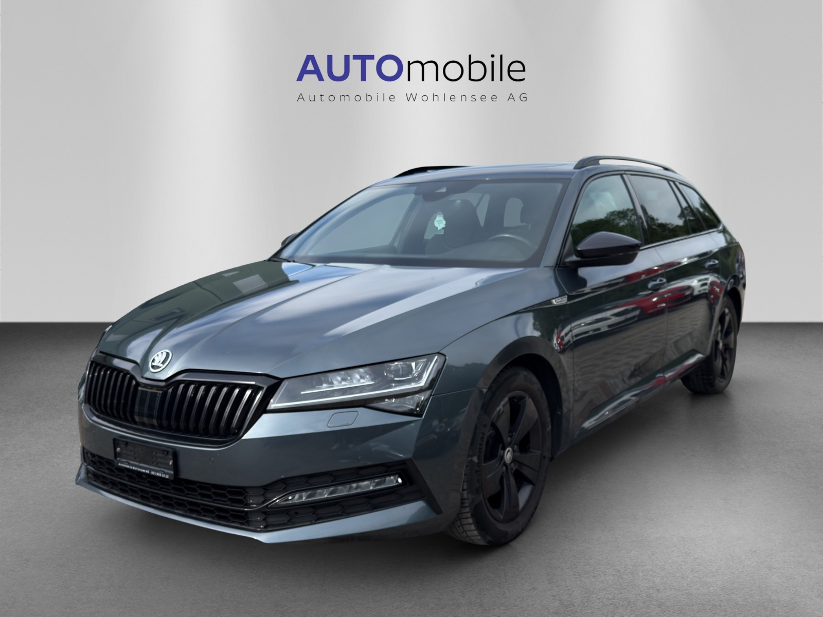 SKODA Superb Combi 2.0 TDi SportLine 4x4 DSG-image-1