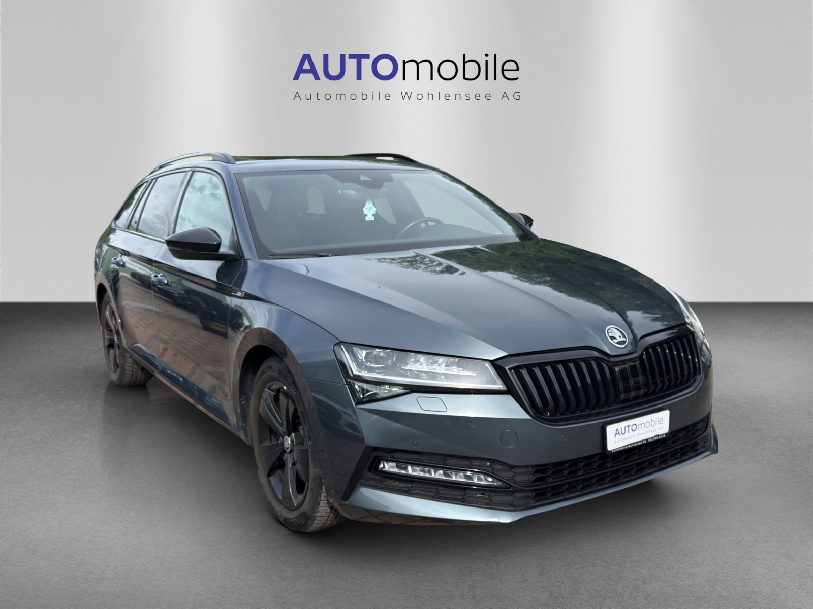 SKODA Superb Combi 2.0 TDi SportLine 4x4 DSG-image-3