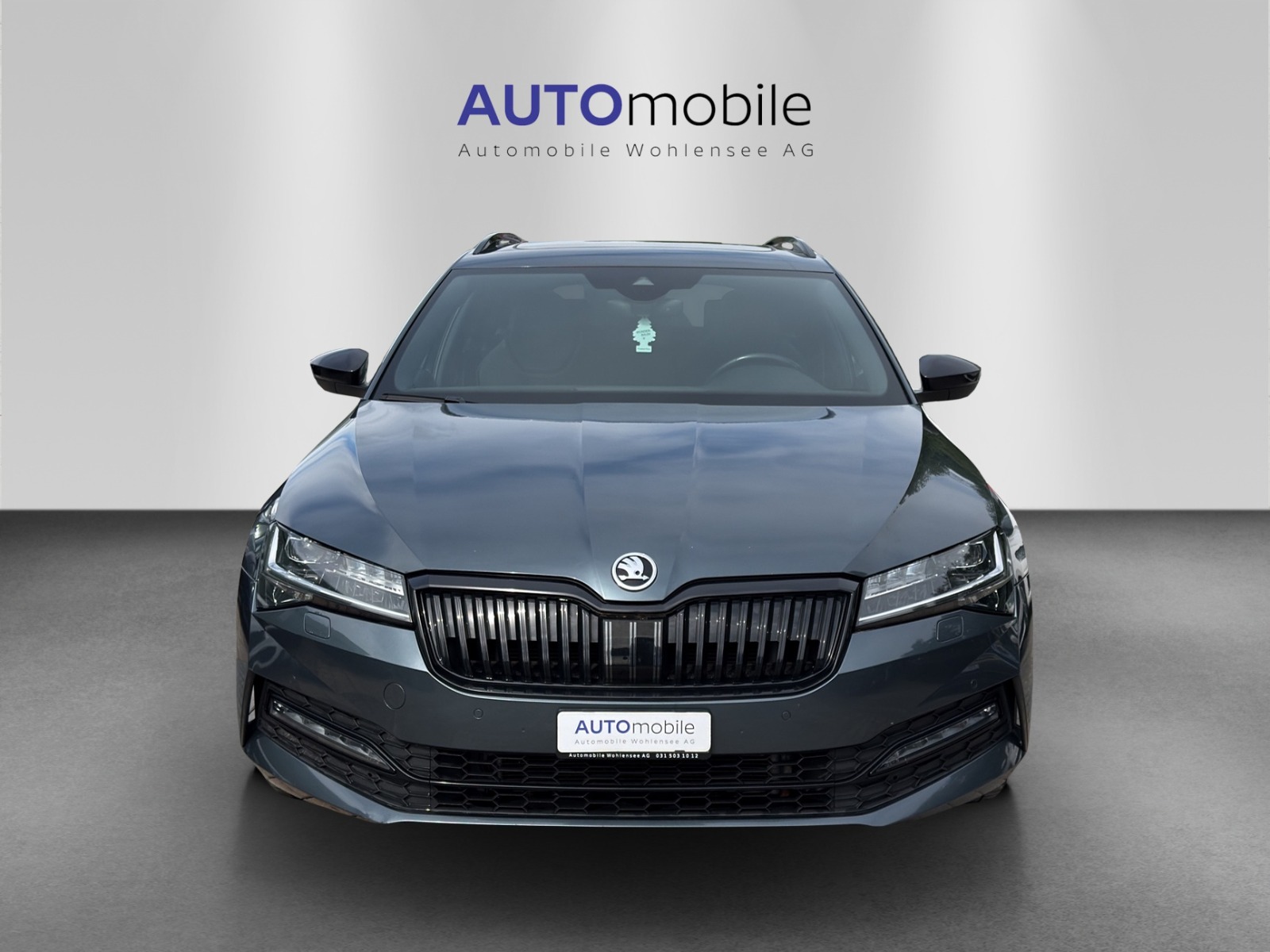 SKODA Superb Combi 2.0 TDi SportLine 4x4 DSG-image-2