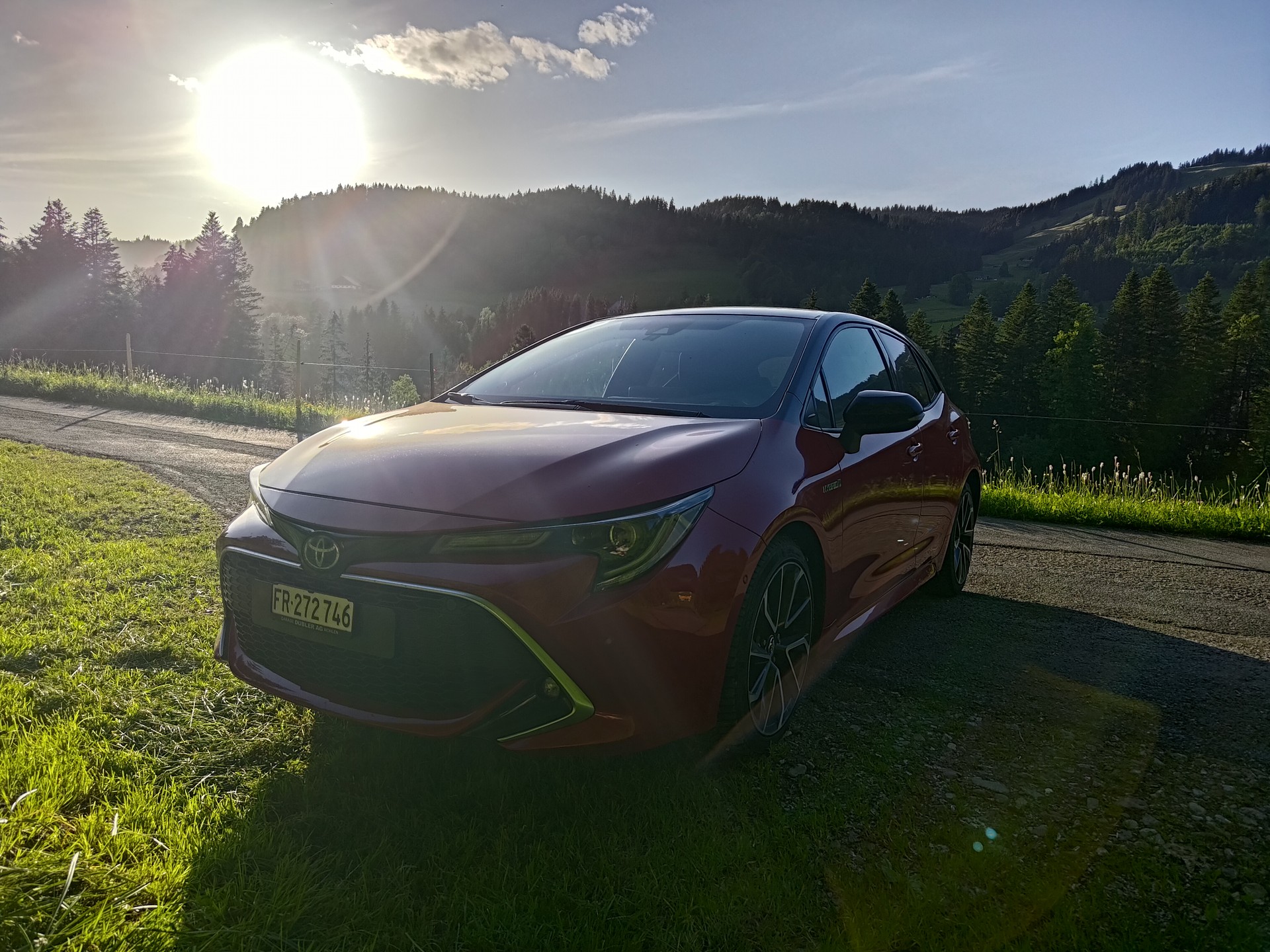 TOYOTA 2.0 HSD Style-image-2