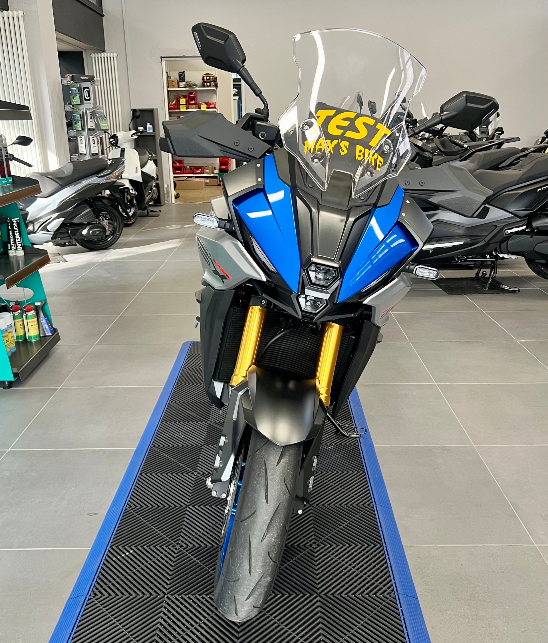 SUZUKI GSX-S 1000 GX-image-2