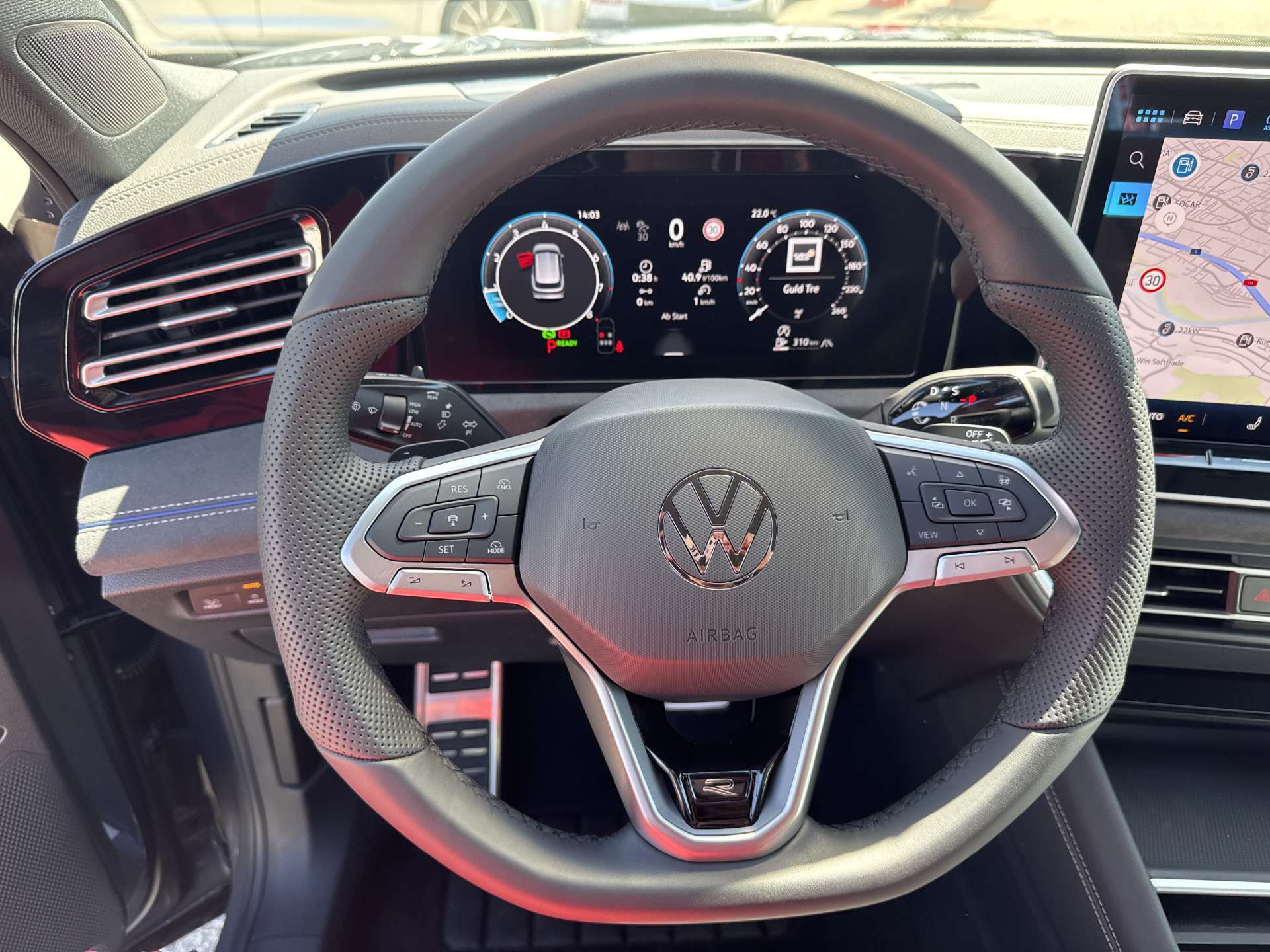 VW Tiguan 1.5 TSi evo2 mHEV R-Line DSG-Automat-image-15