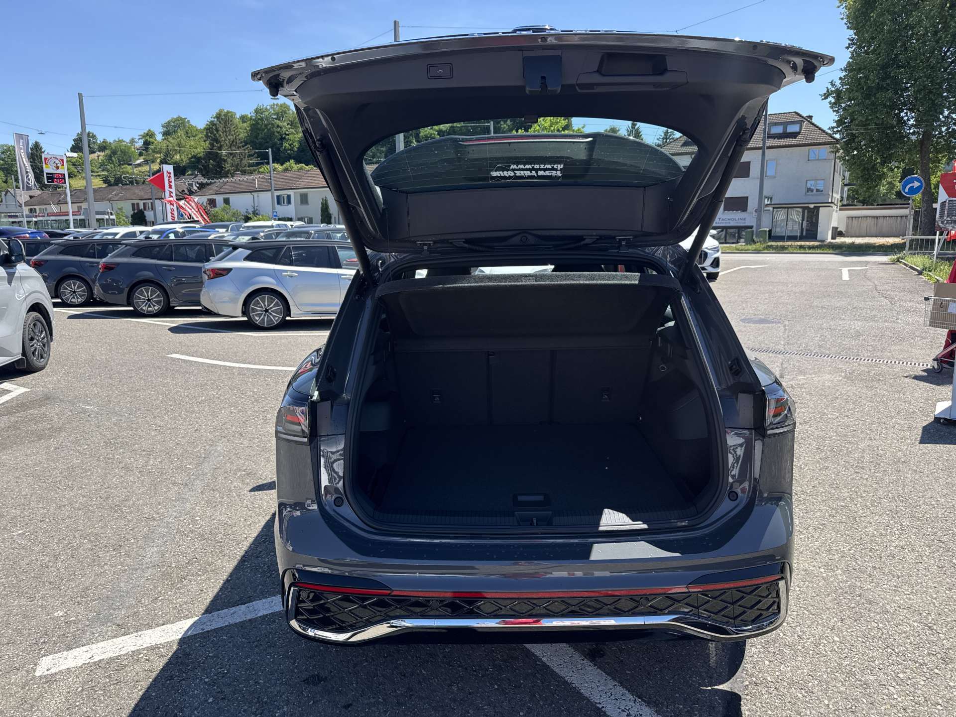 VW Tiguan 1.5 TSi evo2 mHEV R-Line DSG-Automat-image-7