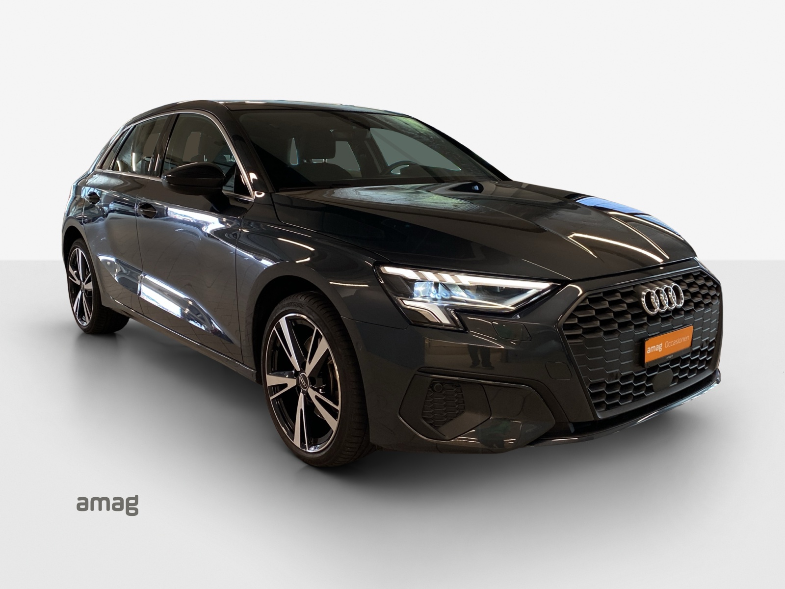 AUDI A3 Sportback 35 TFSI Attraction S-tronic-image-5