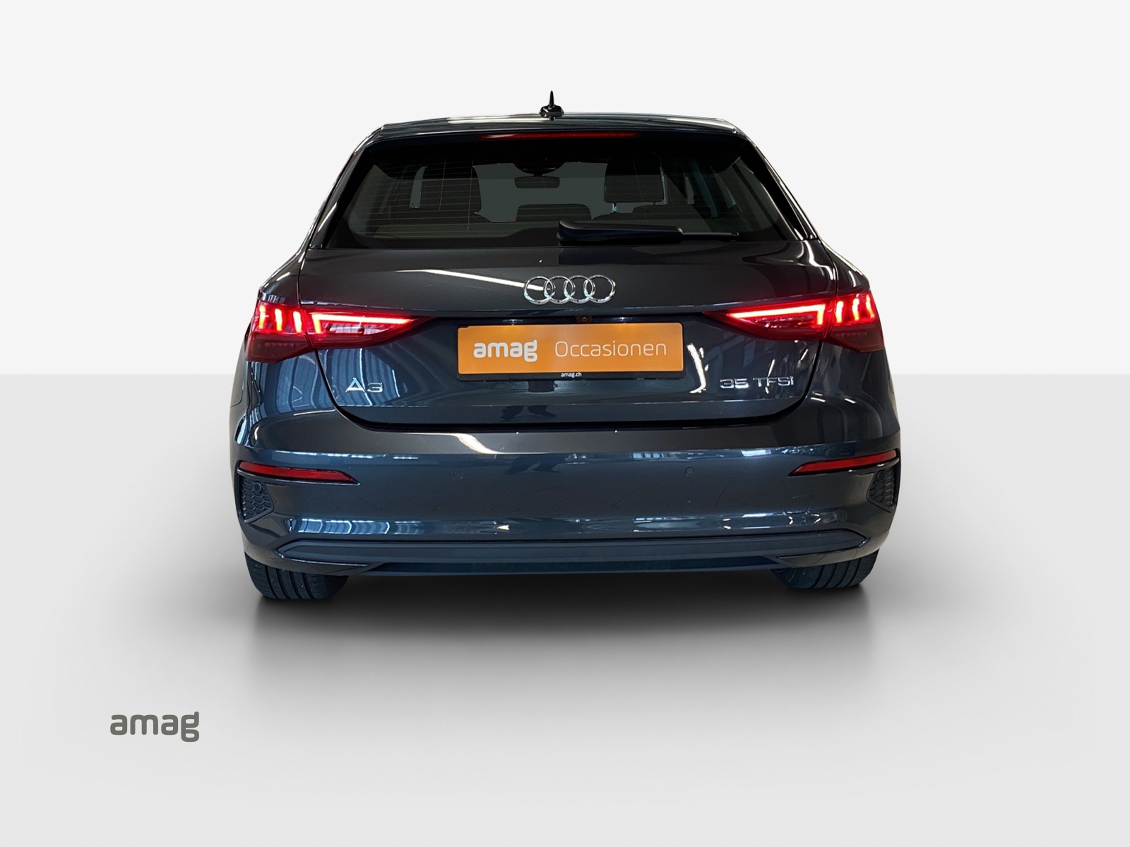 AUDI A3 Sportback 35 TFSI Attraction S-tronic-image-3