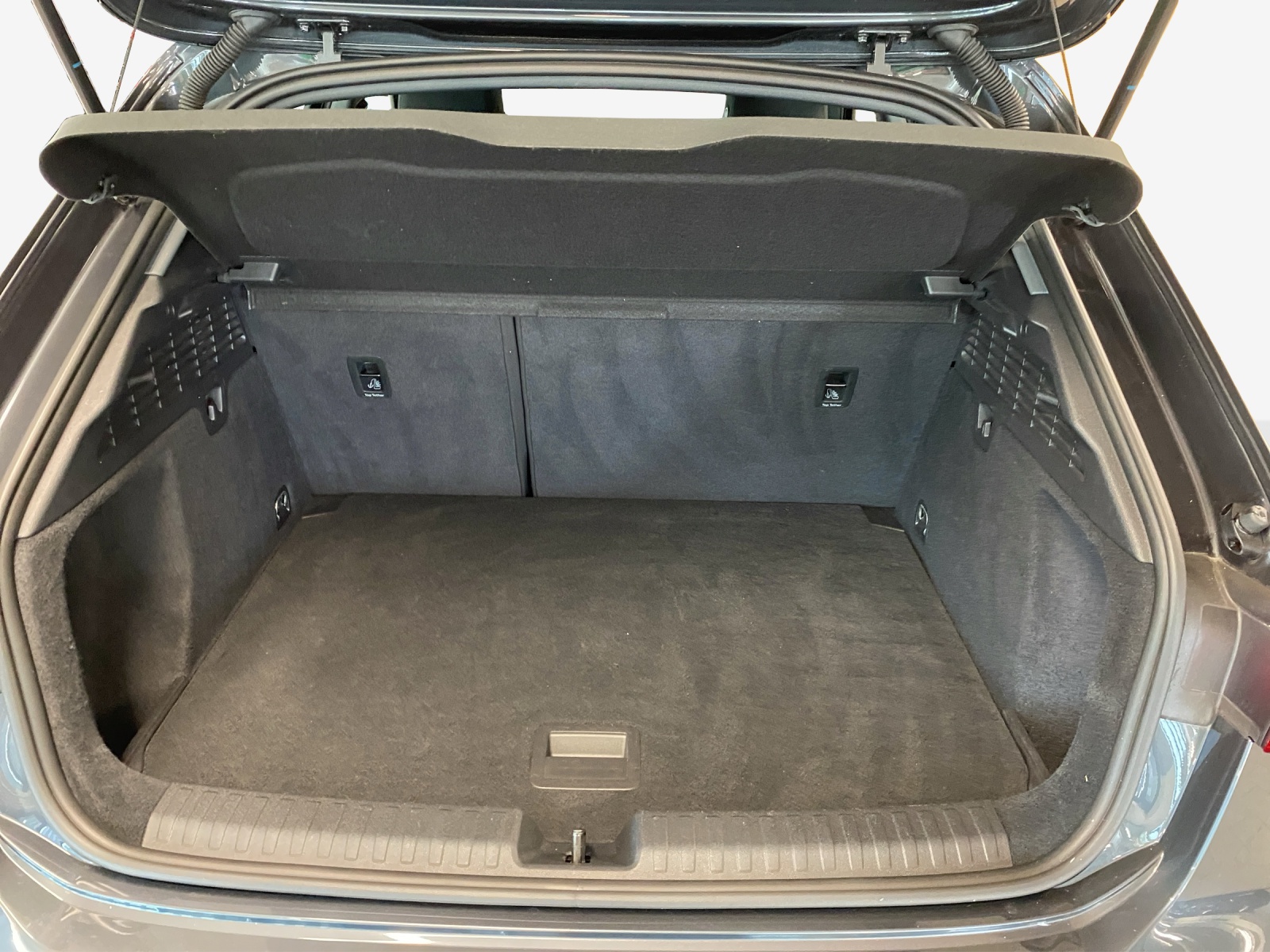 AUDI A3 Sportback 35 TFSI Attraction S-tronic-image-12