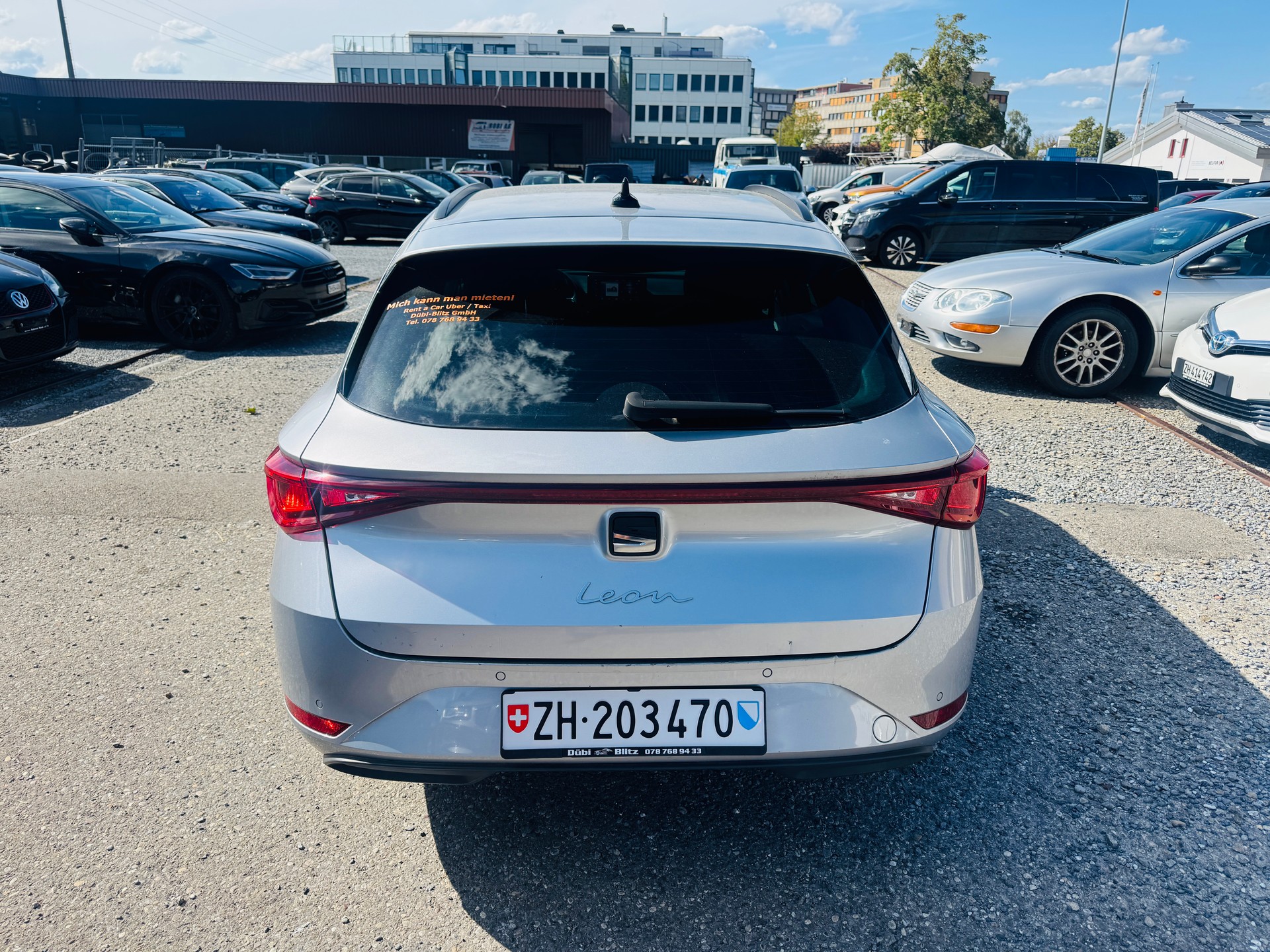 SEAT Leon ST 2.0 TDI EVO DSG Style-showroom-element-2