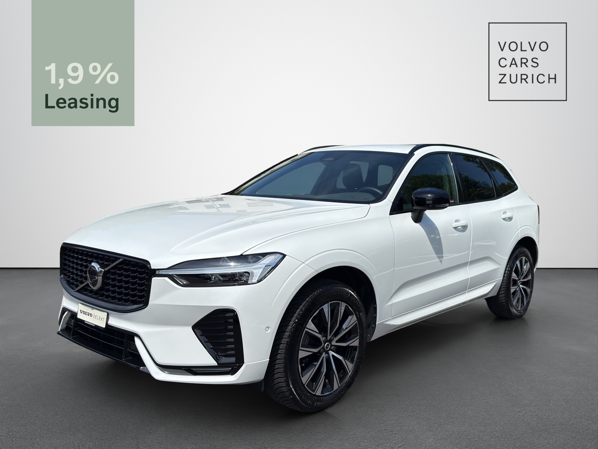VOLVO XC60 2.0 B5 MH Plus Dark AWD-image-0