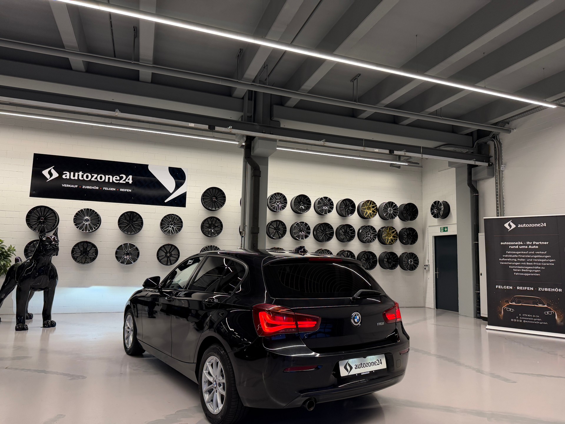 BMW 118i *CH-Auto*Gratis Service*Garantie*Edition Sport Line Shadow*-image-6