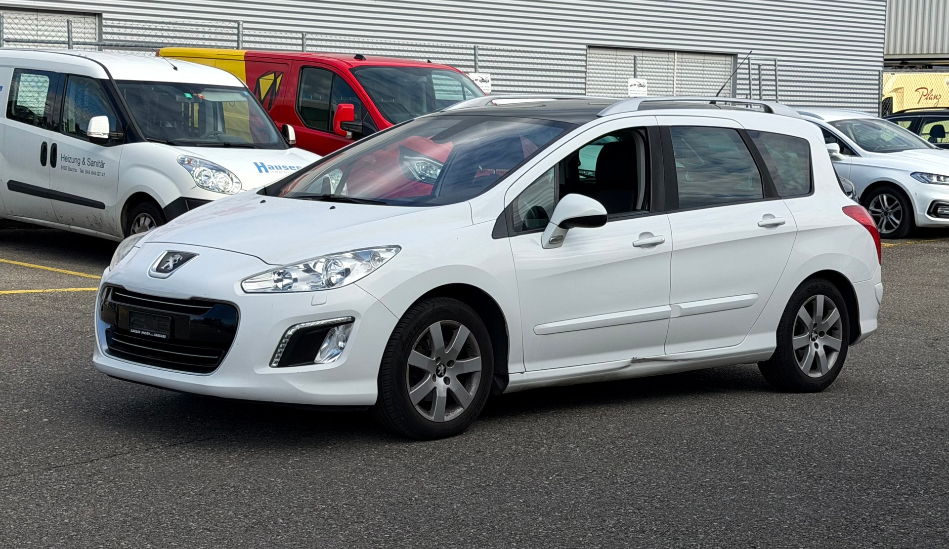 PEUGEOT 308 SW 1.6 HDI Allure EGS6-image-1