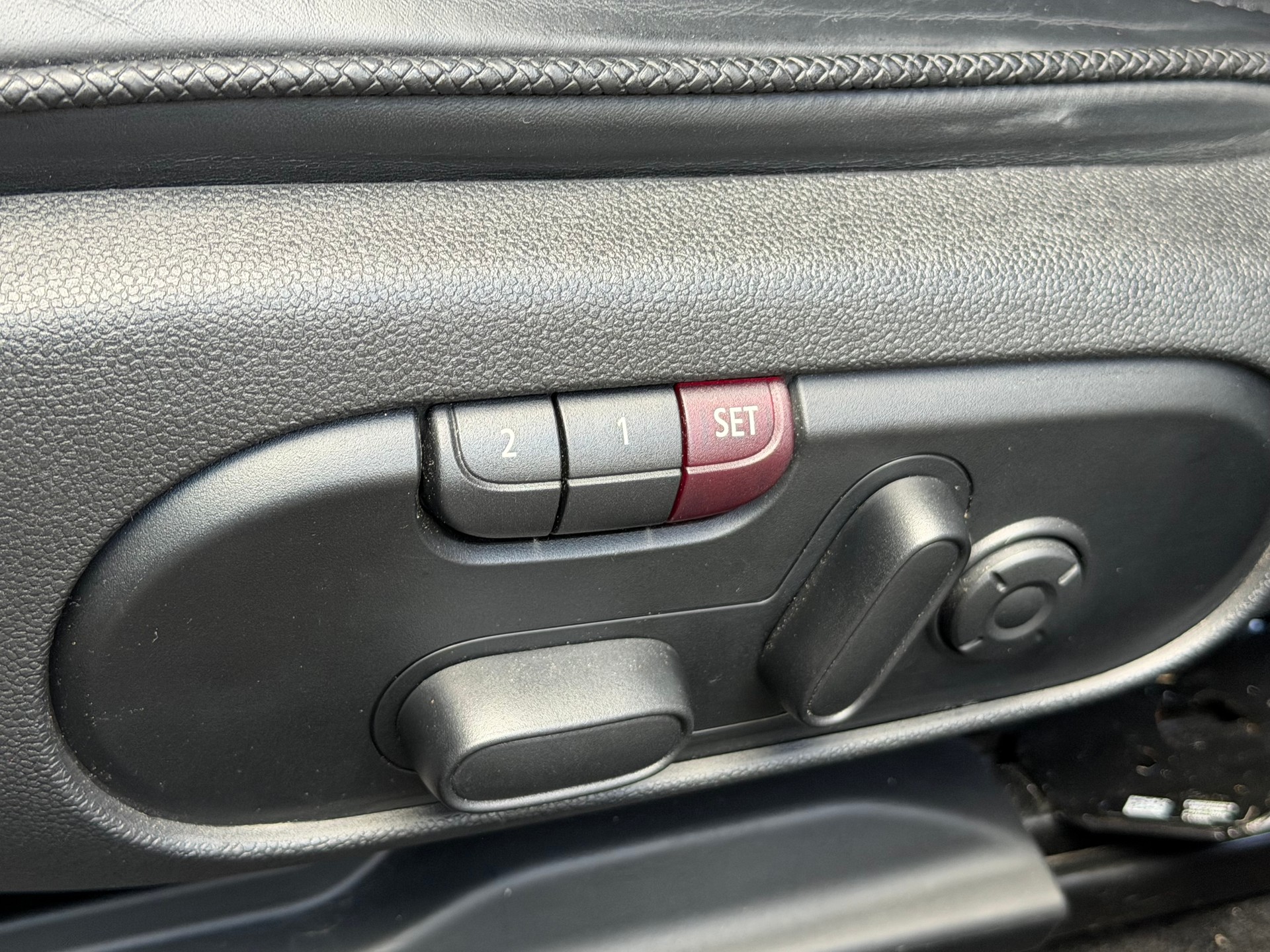 MINI Clubman Cooper S ALL4 Steptronic-image-9