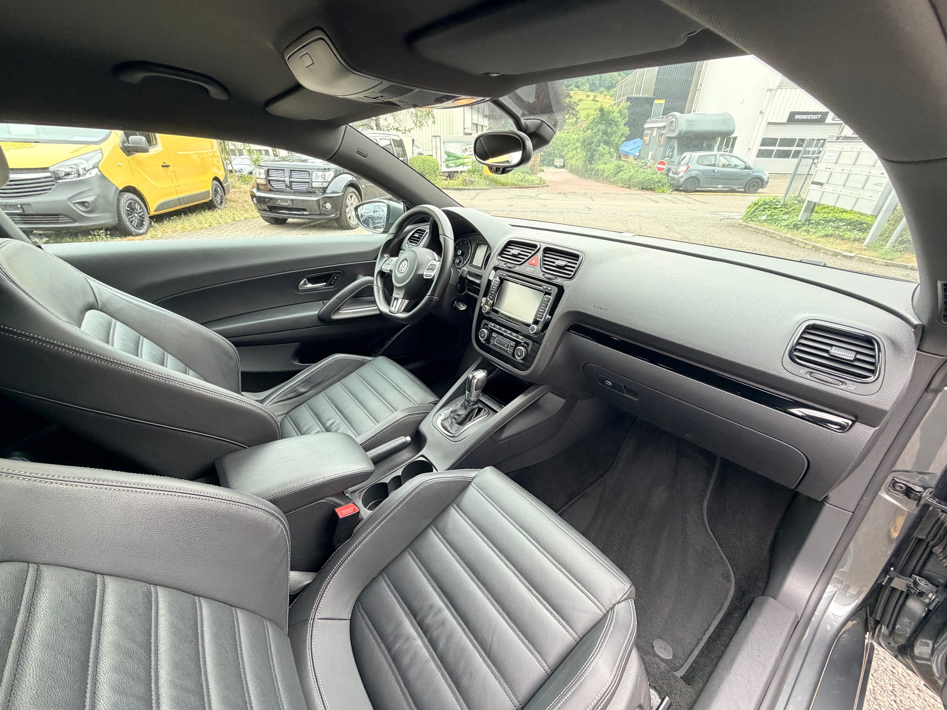VW Scirocco 2.0 TSI Team DSG-image-15