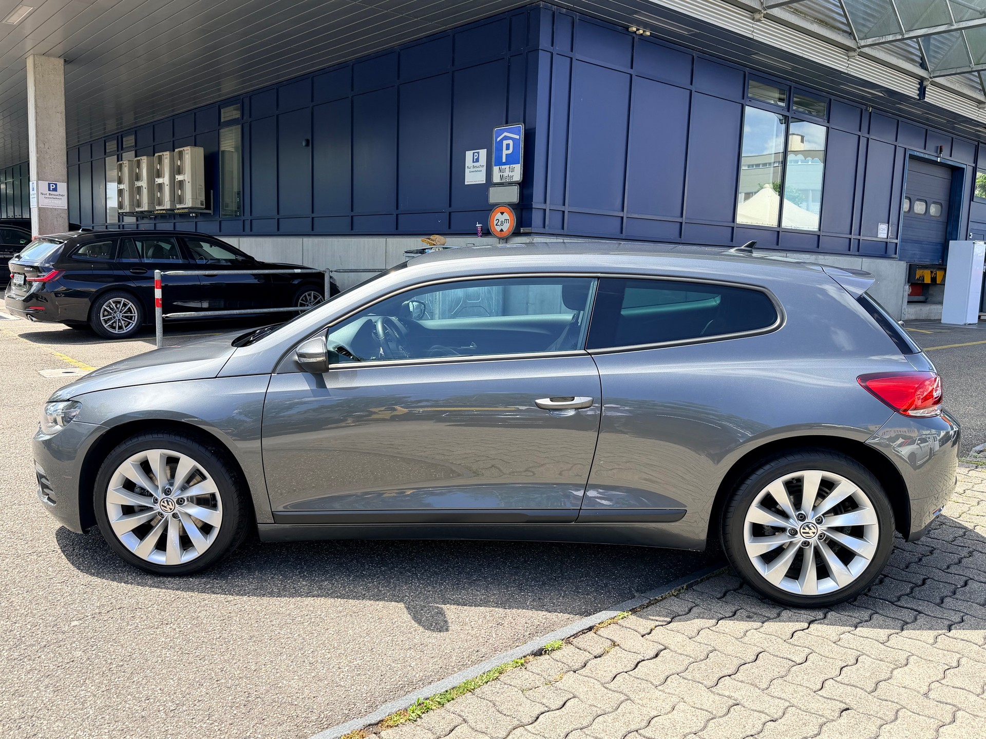 VW Scirocco 2.0 TSI Team DSG-image-5