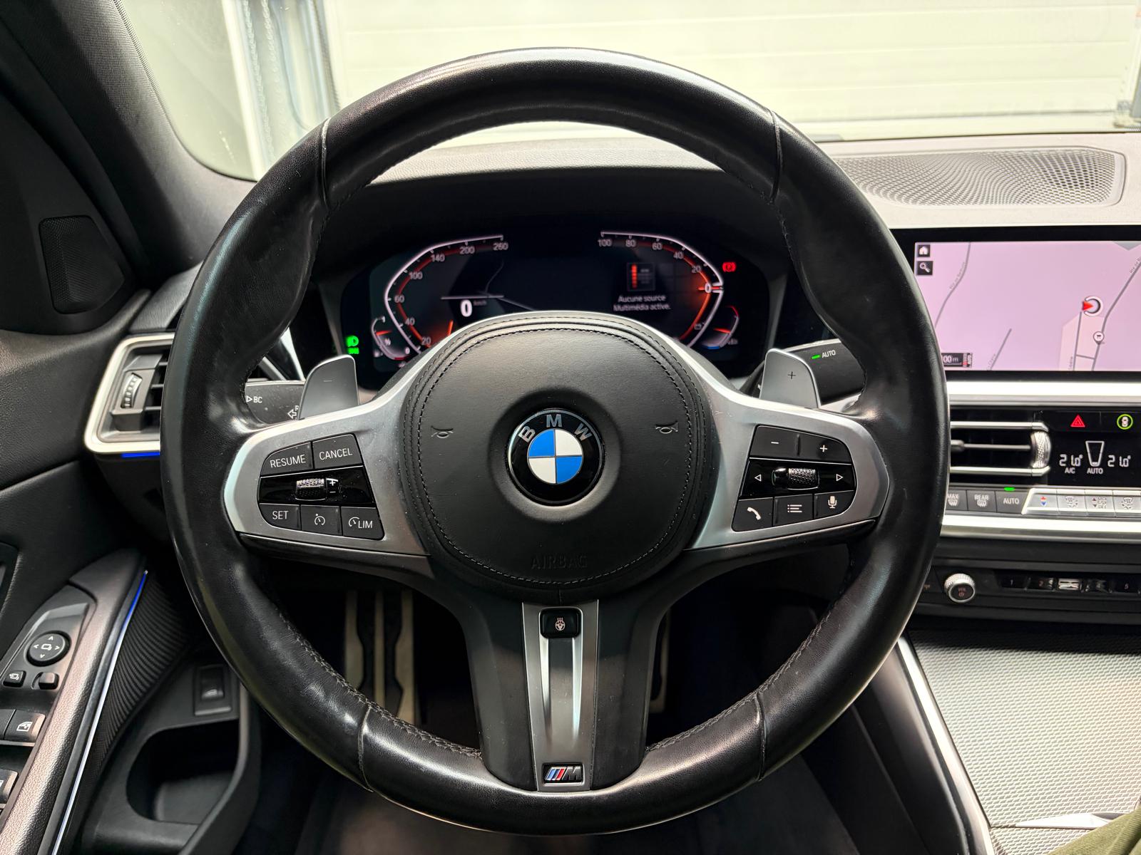 BMW 320i Steptronic M Sport-image-18