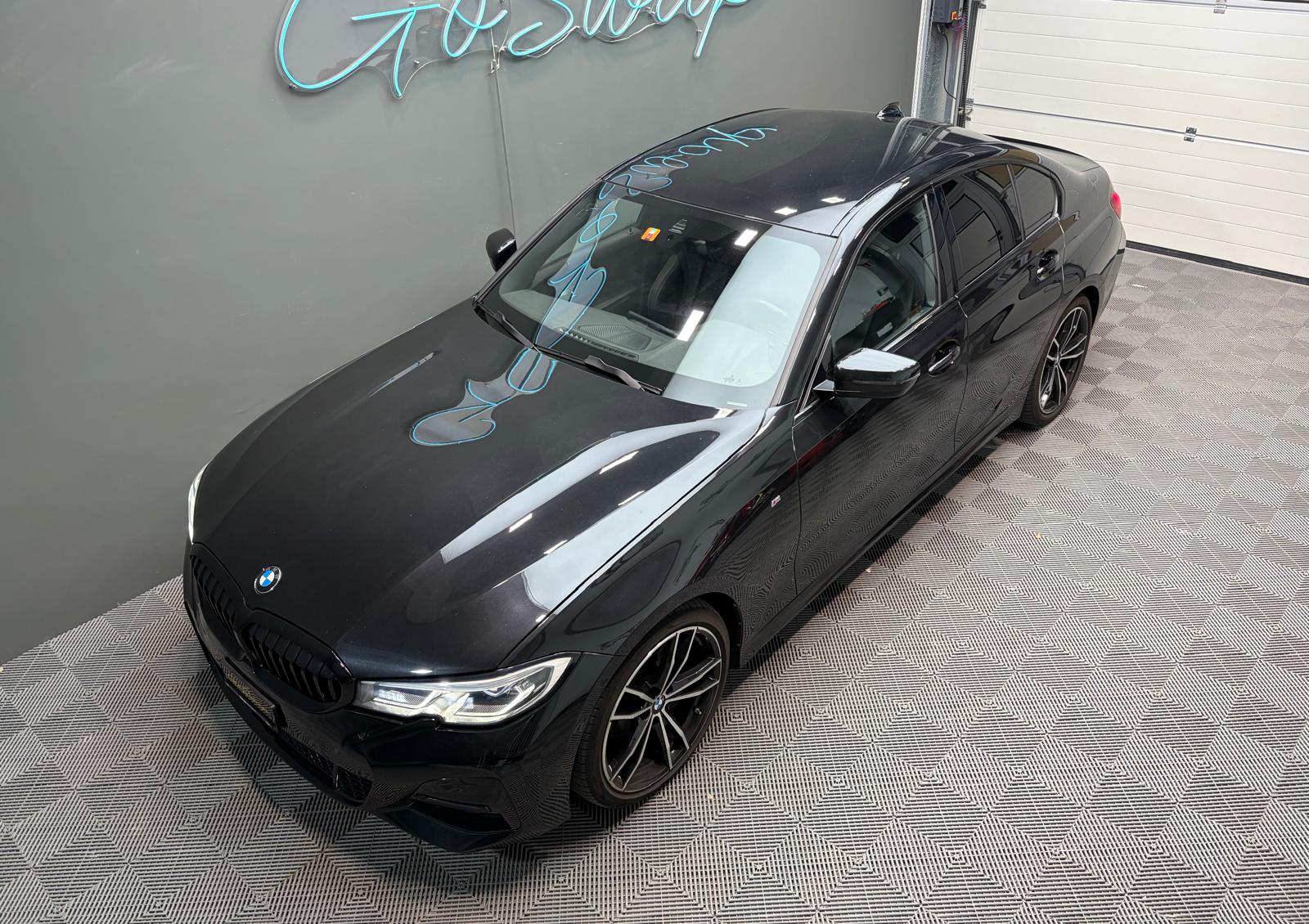 BMW 320i Steptronic M Sport-image-5