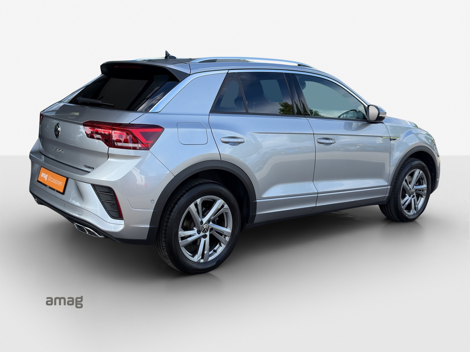 VW T-Roc 2.0 TSI R-Line DSG 4Motion-image-4