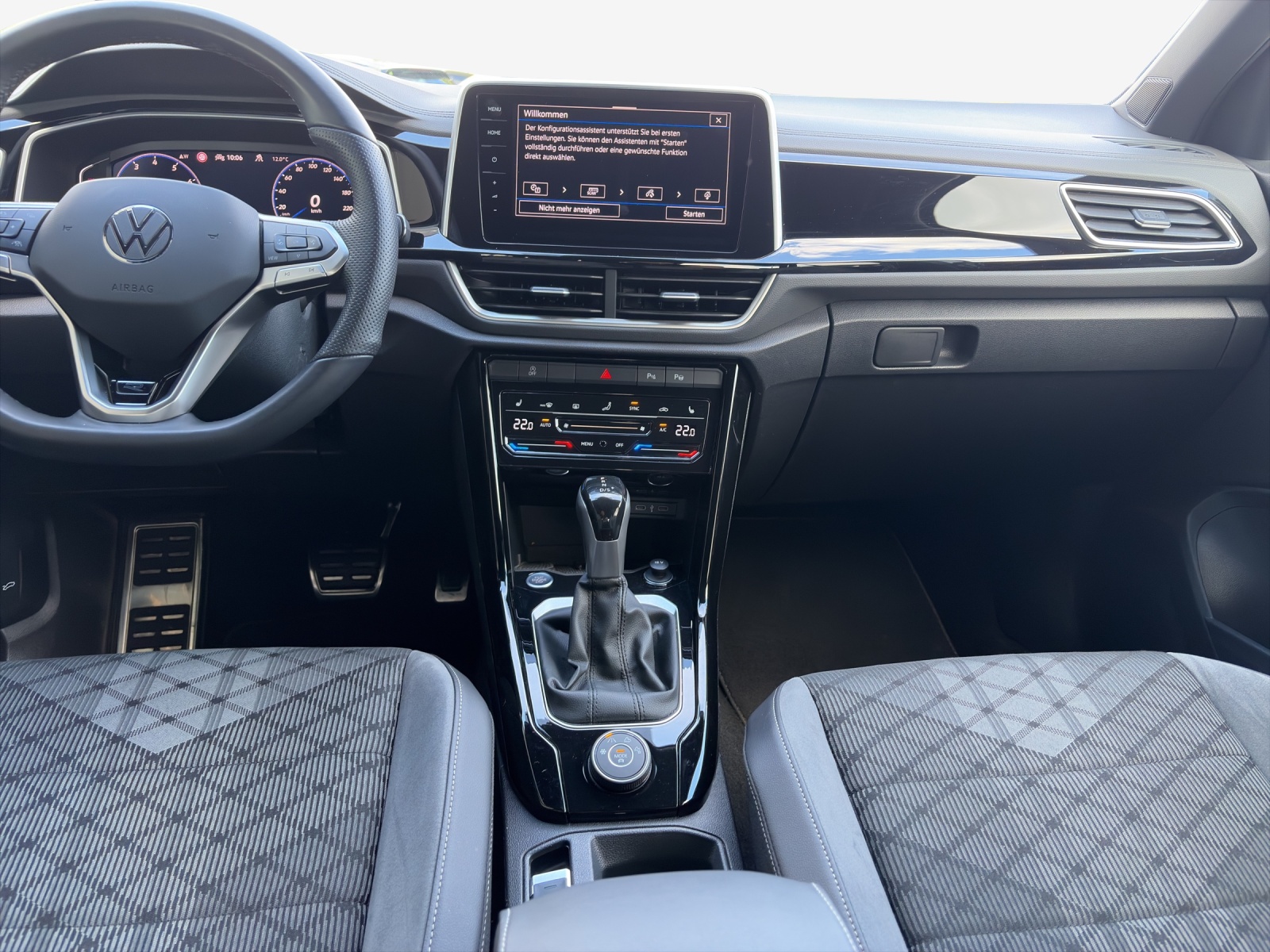 VW T-Roc 2.0 TSI R-Line DSG 4Motion-image-10