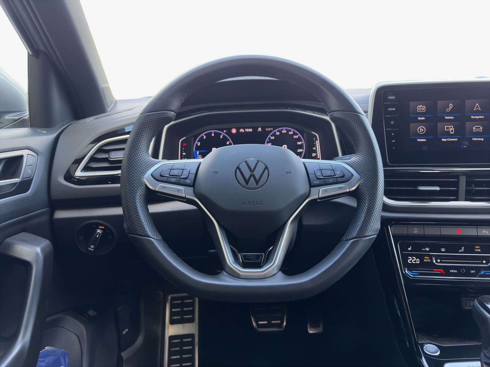 VW T-Roc 2.0 TSI R-Line DSG 4Motion-image-9