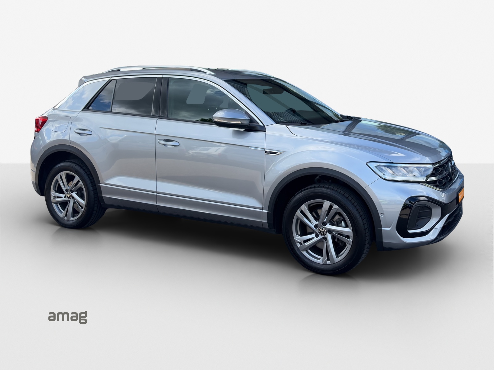 VW T-Roc 2.0 TSI R-Line DSG 4Motion-image-5